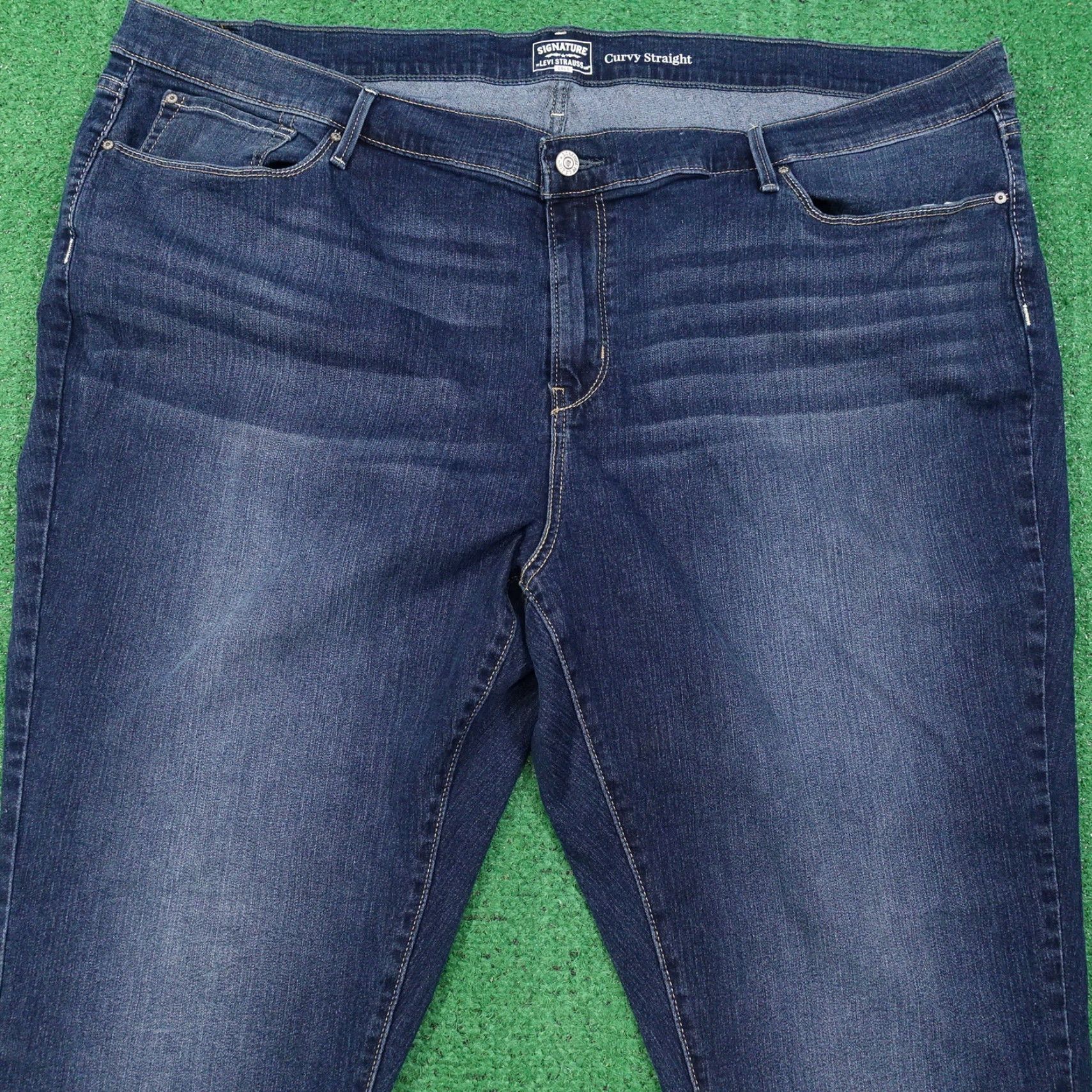 Levi's Vintage Levi's Levi Strauss Women's Curvy Fit Denim Jeans Blue 28 Regular Inseam 34" Lifestyle Size 28" / US 6 / IT 42 - 4 Thumbnail