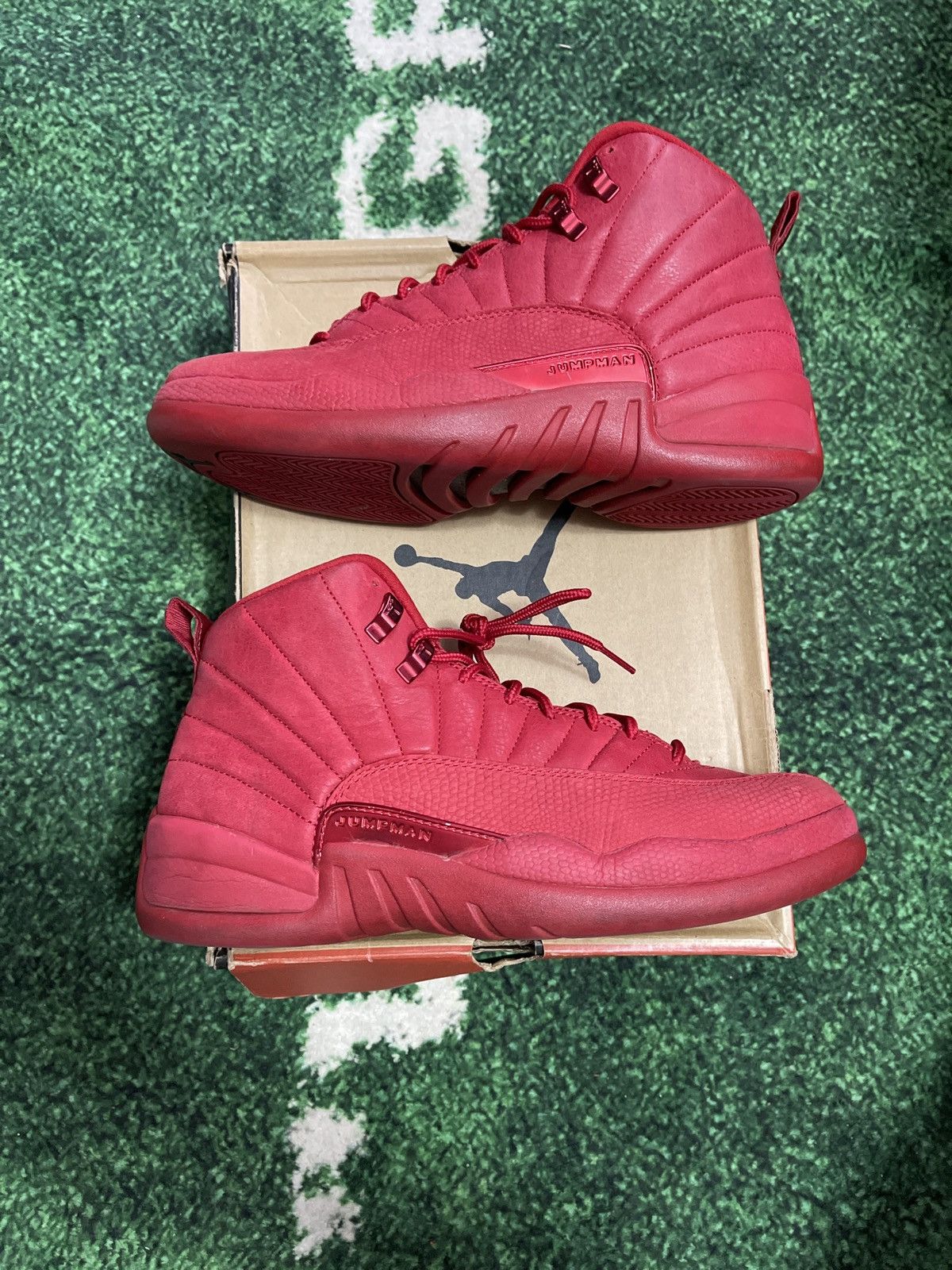 Jordan Brand Jordan Retro 12 Gym Red Size US 9.5 / EU 42-43 - 1 Thumbnail