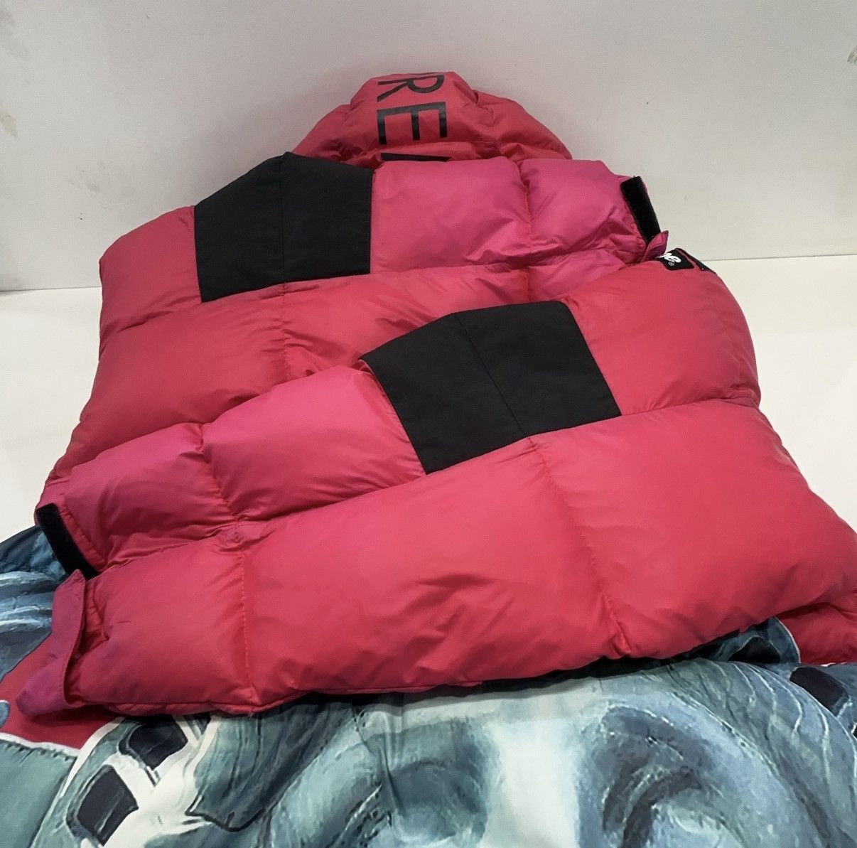 Supreme × The North Face Supreme x The North Face Statue of Liberty Baltoro Jacket Size US L / EU 52-54 / 3 - 9 Thumbnail