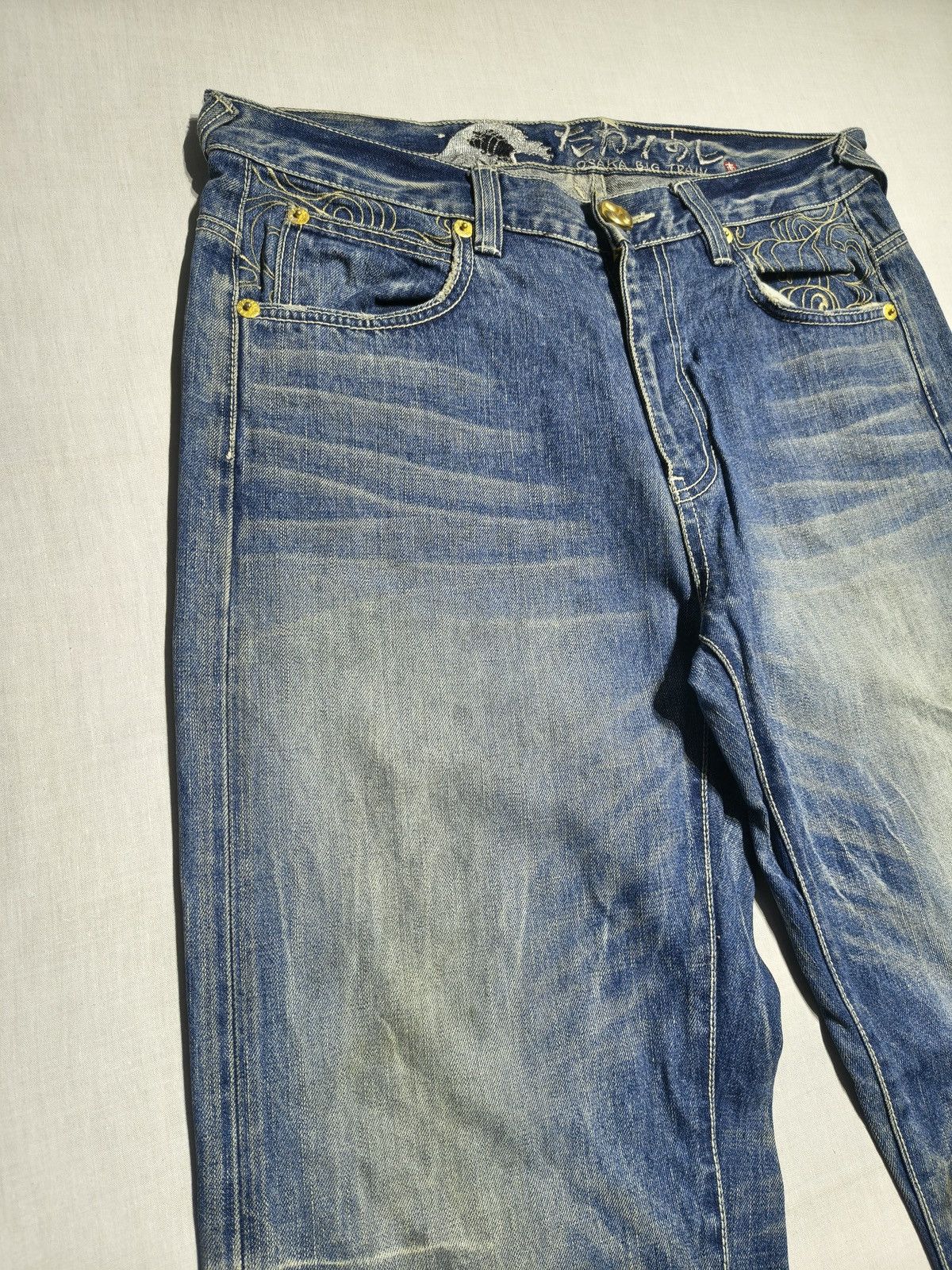 Japanese Brand Big Train Koi Fish Gold Embroidery y2k jeans (047) Size US 36 / EU 52 - 10 Thumbnail
