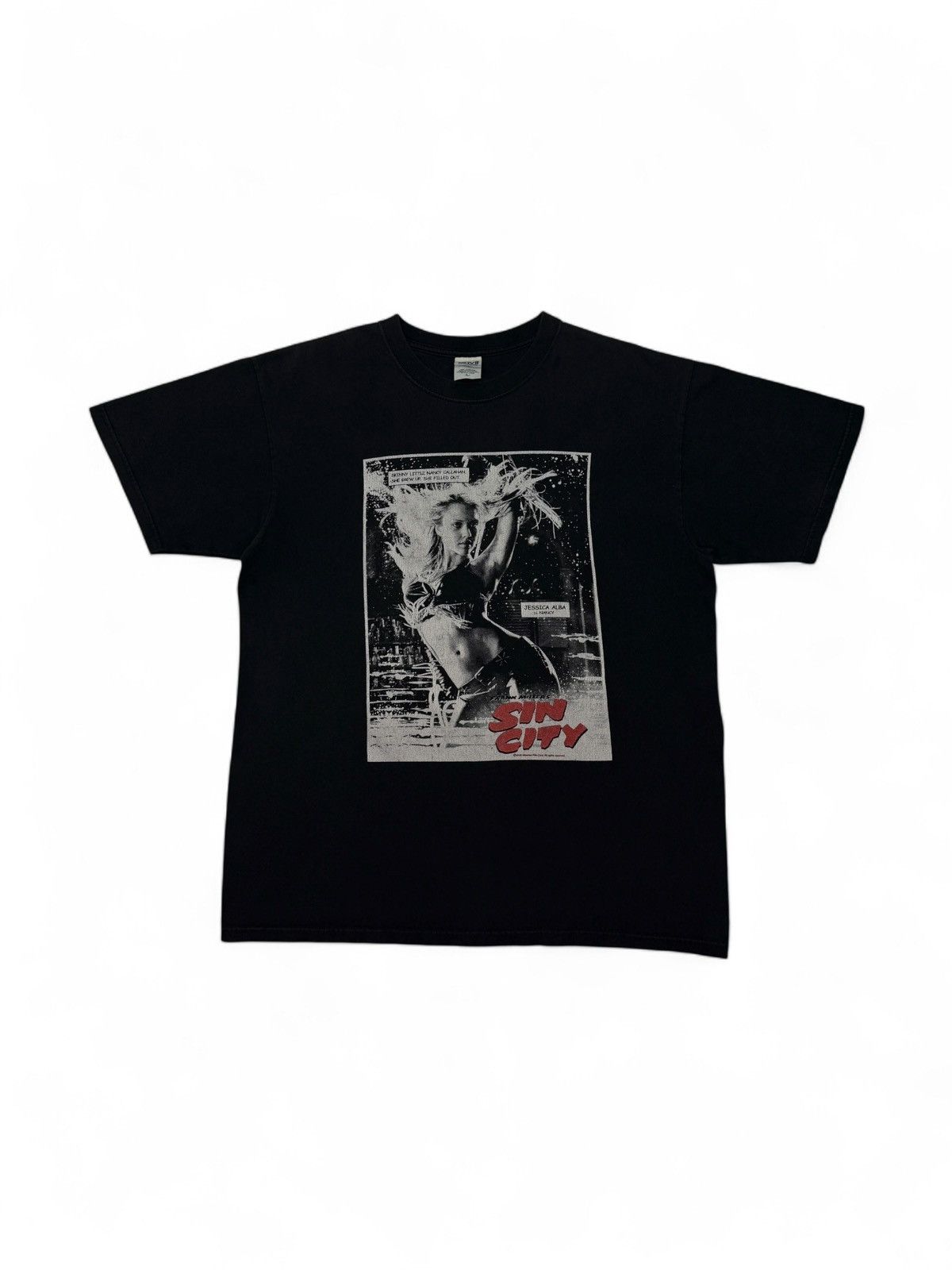 Vintage Vintage 2005 Sin City Jessica Alba Movie Tee Shirt Size US L / EU 52-54 / 3 - 1 Thumbnail