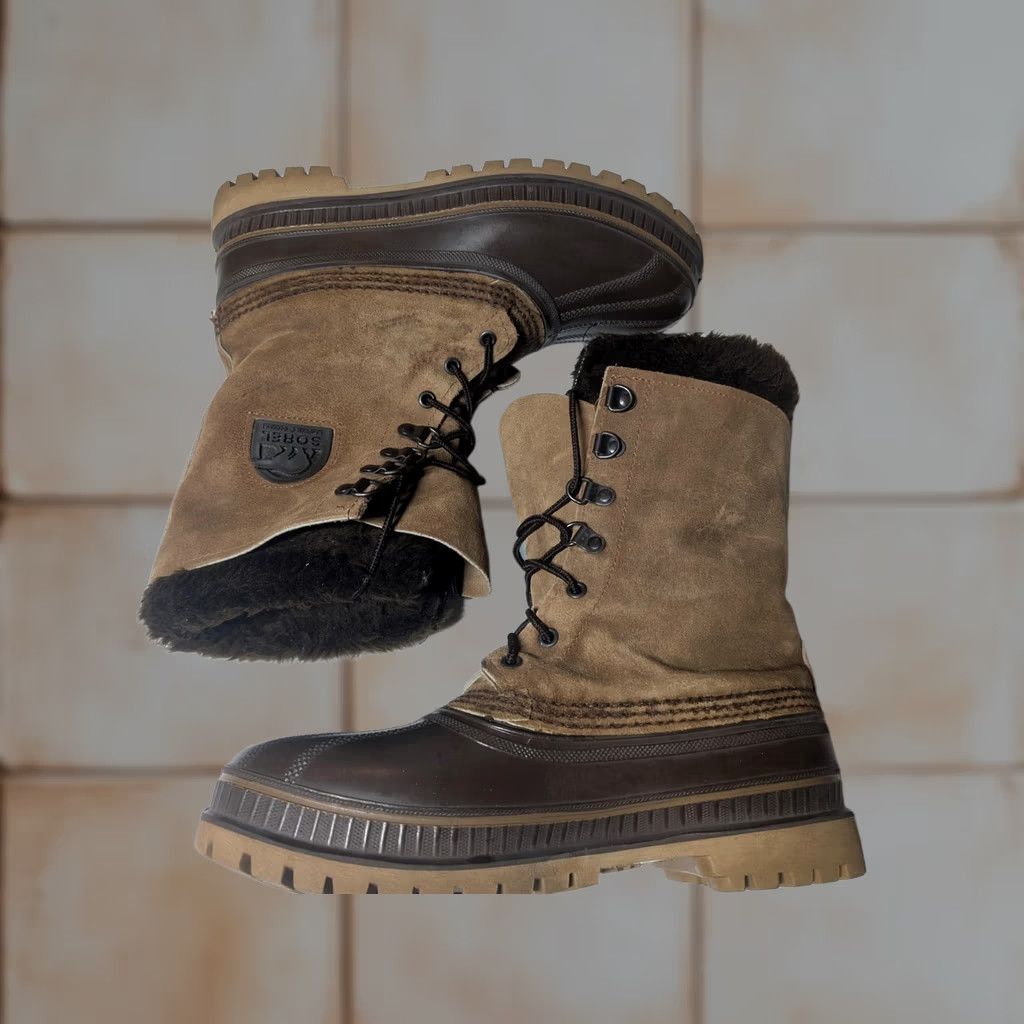 SOREL Sorel Caribou Boots Mens 7 Brown Suede Waterproof Winter Lace Up Rubber Lug Sole Insulated Felt Liner Made in Canada Size US 7 / EU 40 - 1 Thumbnail