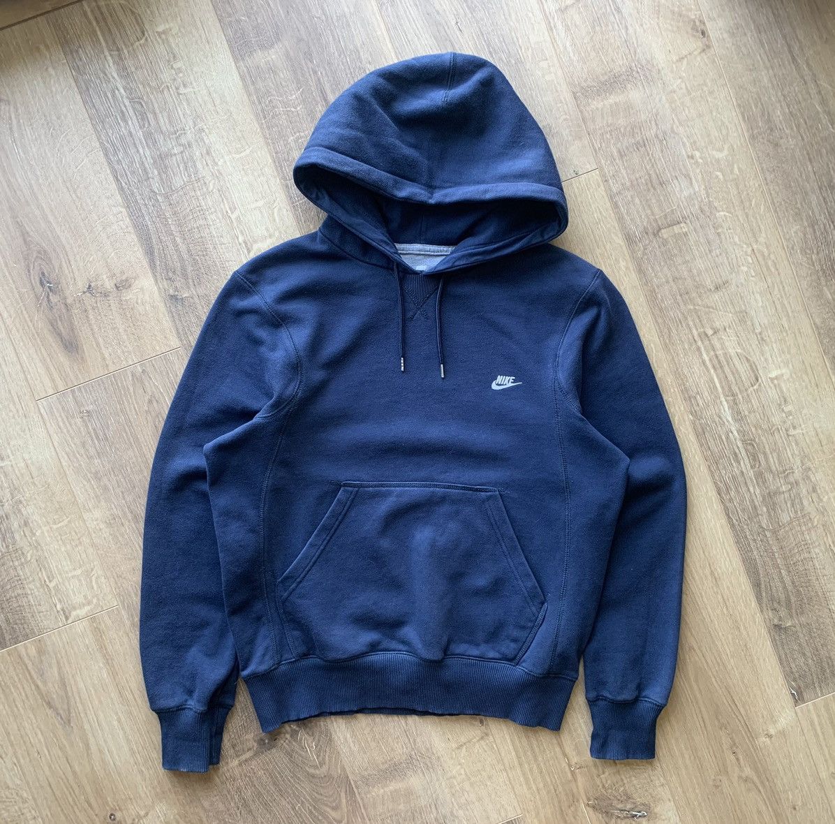 Vintage Nike embroidered Swoosh hoodie