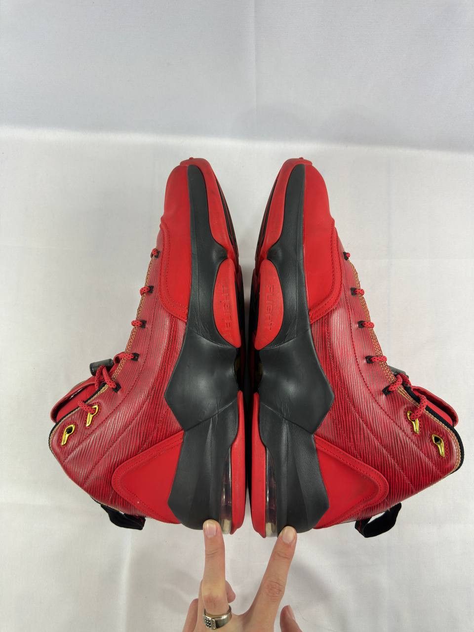 Nike Nike Air Pippen 6 University Red 2015 Size US 13 / EU 46 - 10 Thumbnail