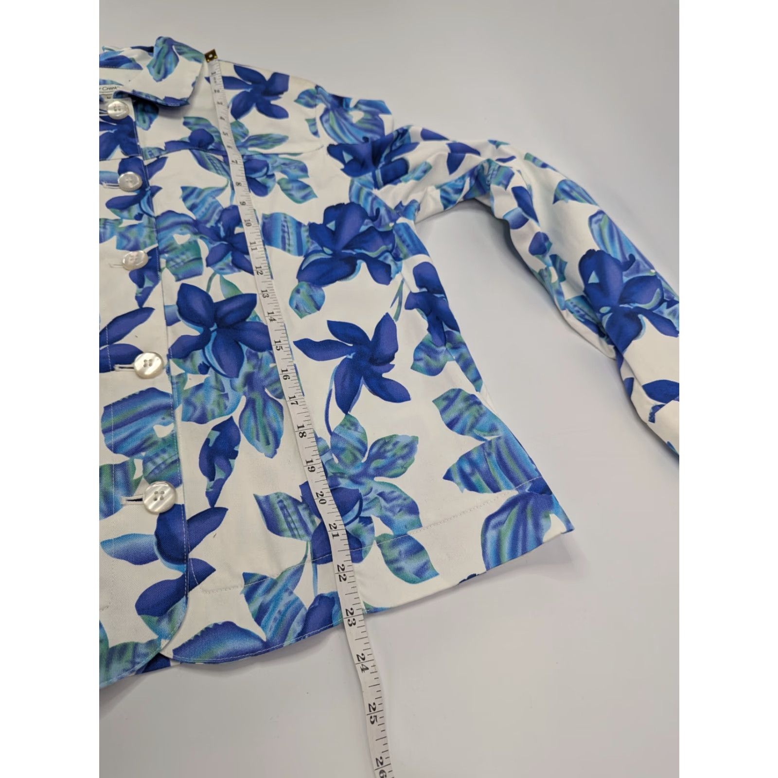 Coldwater Creek Coldwater Creek Jacket Women Size Medium Blue Watercolor Floral Cotton Unlined Size M / US 6-8 / IT 42-44 - 4 Thumbnail