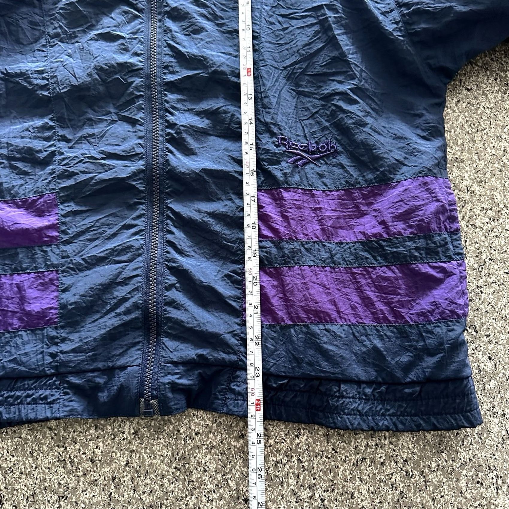 Reebok Vintage Reebok Track Jacket Mens M Lightweight Windbreaker Full Zip Navy Purple Size US M / EU 48-50 / 2 - 8 Thumbnail