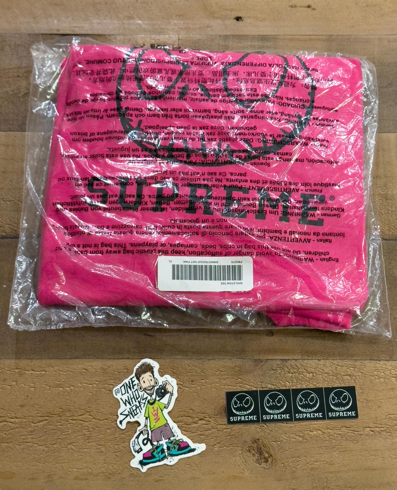Supreme Supreme Skeleton Tee & Sticker Size XL Size US XL / EU 56 / 4 - 1 Thumbnail