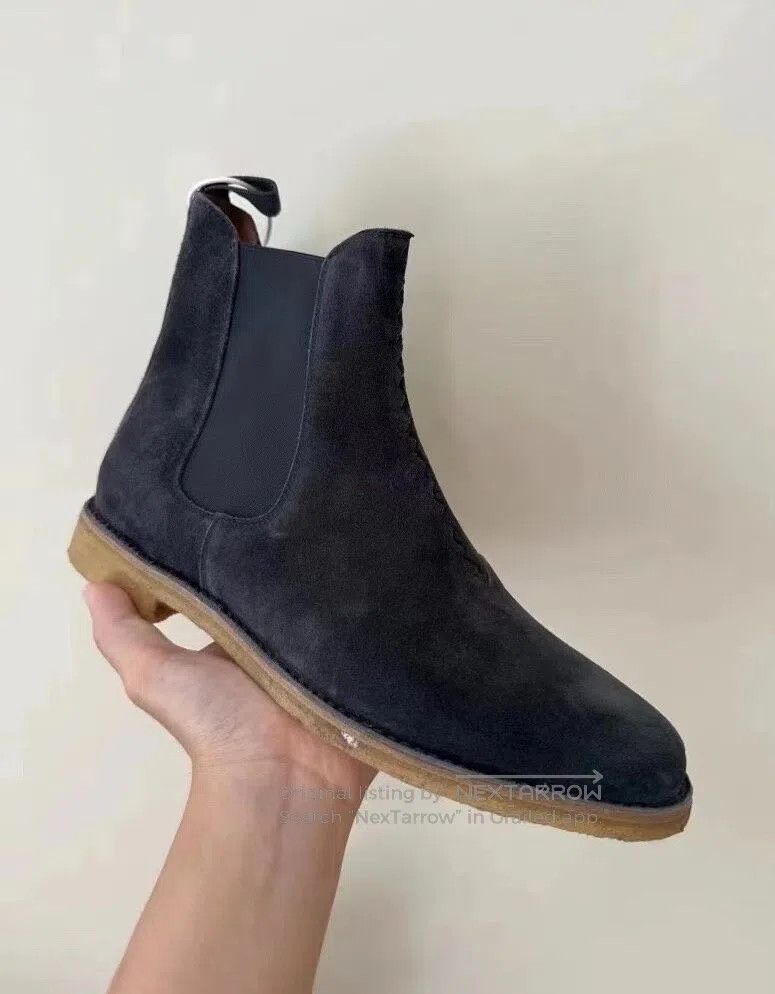 Bottega Veneta Bottega Veneta Dark Blue Suede Chelsea Boots  display picture 2