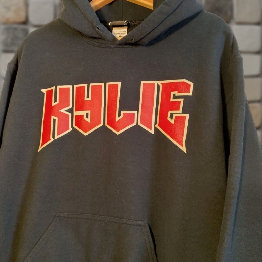 Logo 7 Kylie Jenner Hoodie Unisex Adult Medium Black Pullover Sweatshirt with Red Logo Fashion Size US M / EU 48-50 / 2 - 1 Thumbnail