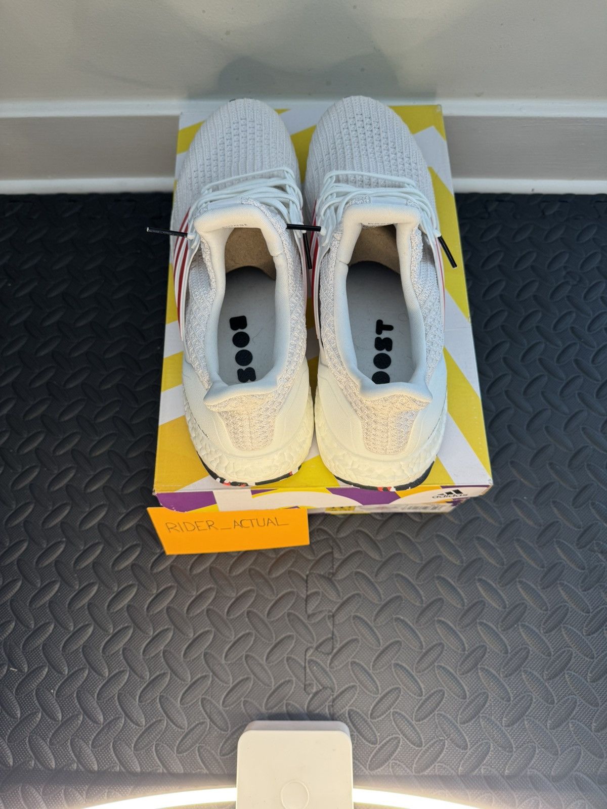 Adidas Adidas UltraBOOST Size US 11.5 / EU 44-45 - 4 Thumbnail