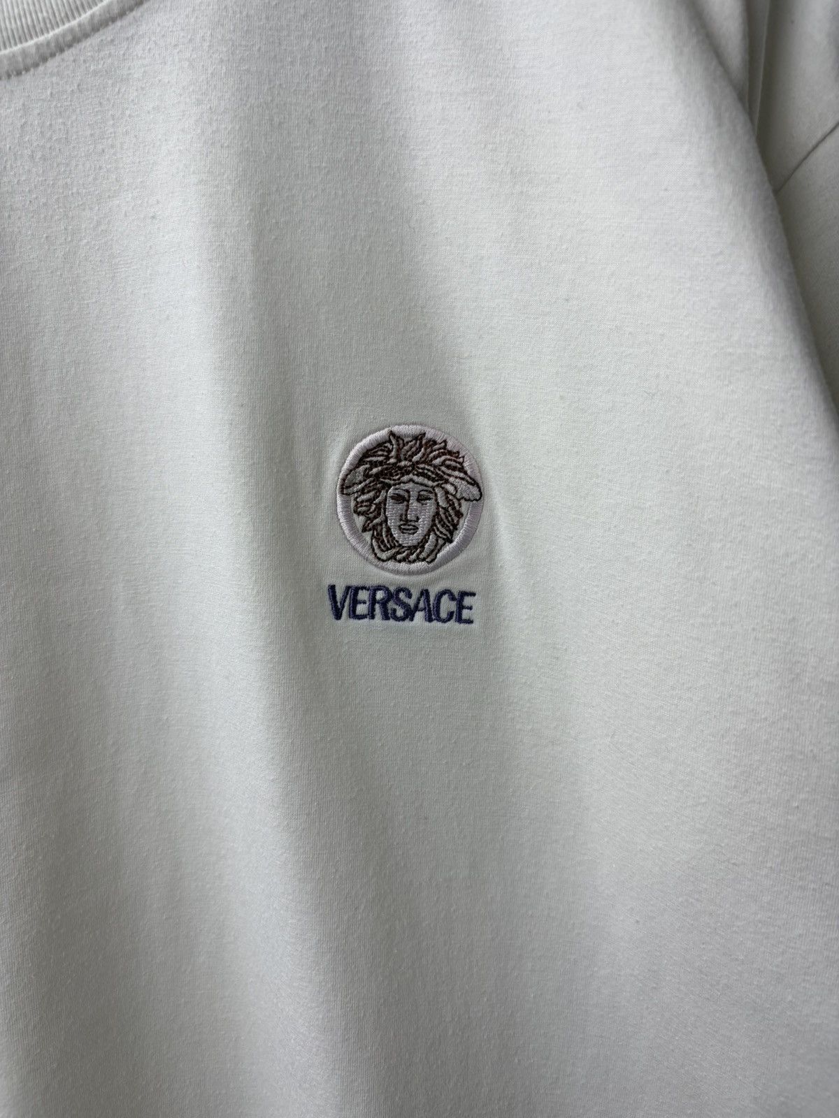 Versace Versace Medusa Logo T-Shirt White Minimal Luxury Vintage Tee Size US M / EU 48-50 / 2 - 6 Thumbnail