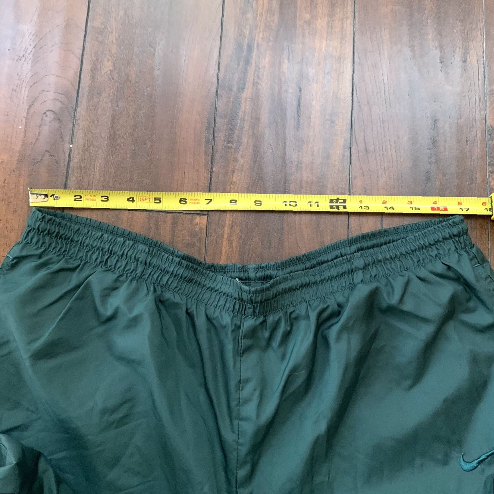 Nike VINTAGE Nike Track Pants Mens XL Green Soccer Jogger 90s 80s Essential Basic Elastic Waist Drawstring Size US 36 / EU 52 - 6 Thumbnail