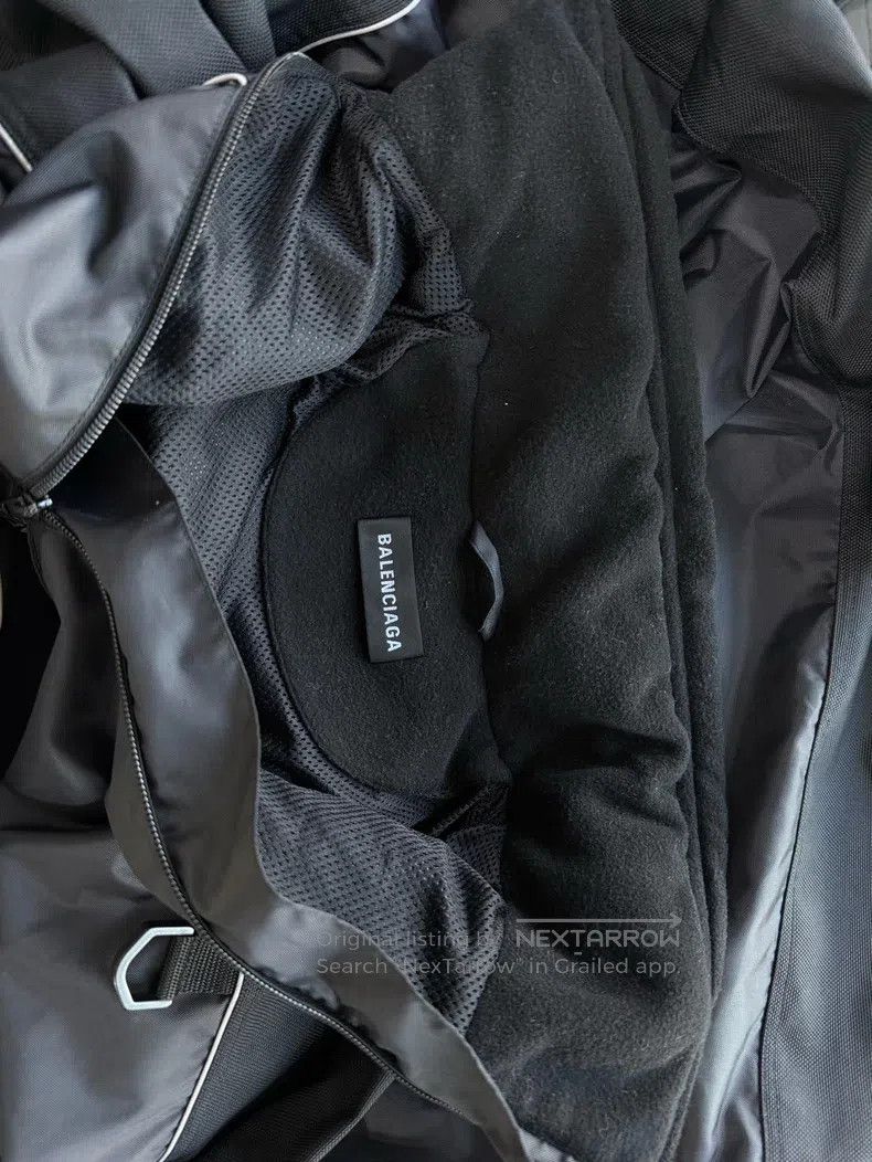 Balenciaga Balenciaga Half Zip Waterproof Hooded Logo Long Sleeve Jac Size US S / EU 44-46 / 1 - 4 Thumbnail