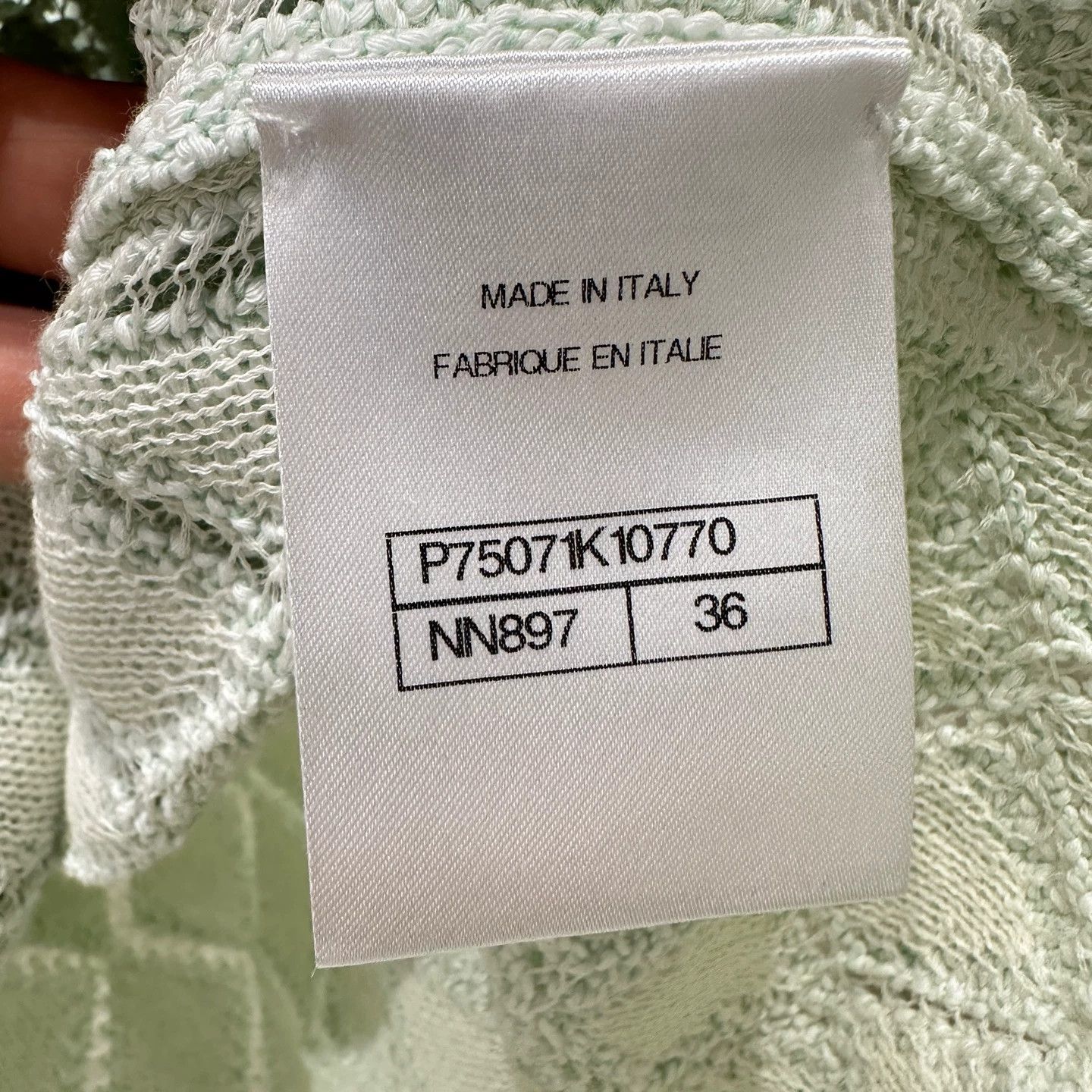 Chanel Chanel apr113 Mint Green Quilted CrysBtn Knit Cardi Size XS / US 0-2 / IT 36-38 - 4 Thumbnail