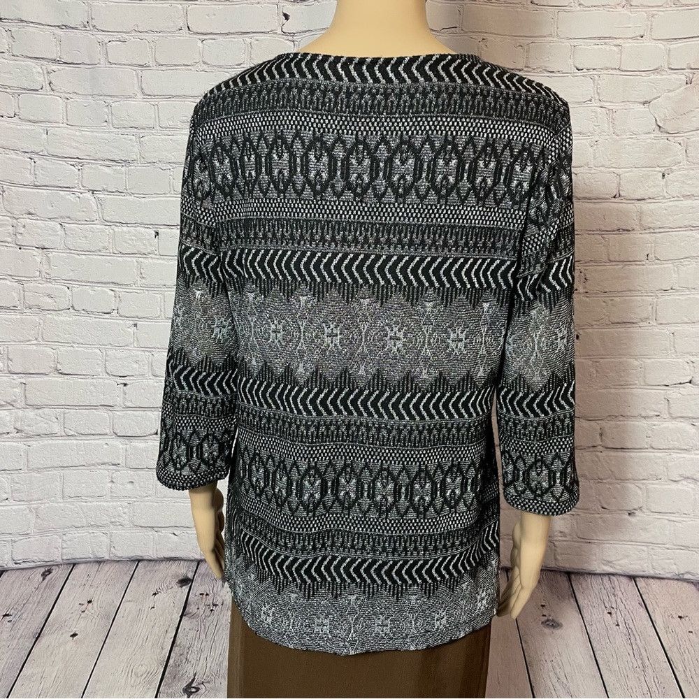 Chicos Chico's Black and Silver 3/4 Sleeve V-Neck Top Size 1 US M Size M / US 6-8 / IT 42-44 - 4 Thumbnail