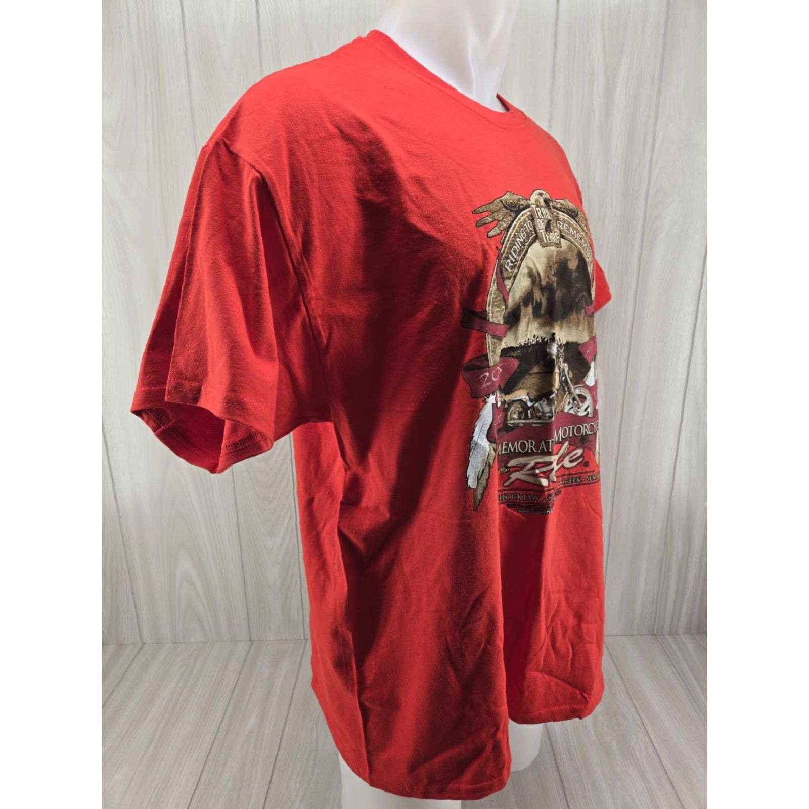 Gildan VINTAGE 2016 23rd Annual Motorcycle Ride Trail of Tears Red Cotton T-shirt XL Men T-Shirt Short Sleeve Crew Neck Graphic Print Gildan Size US XL / EU 56 / 4 - 5 Thumbnail