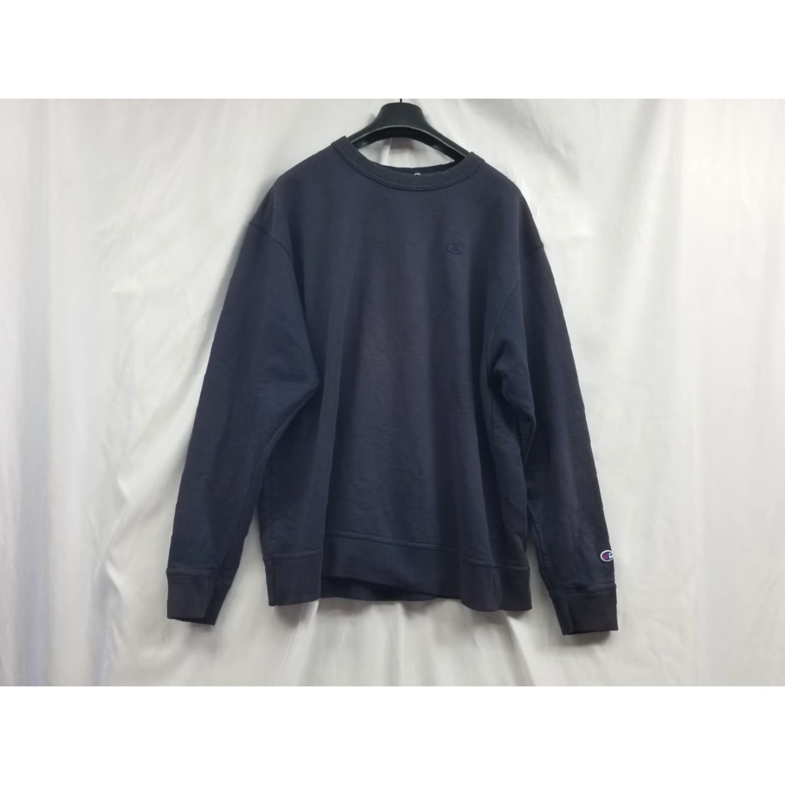 Champion VINTAGE Champion Sweatshirt Crewneck Long Sleeve Pullover Men XL Navy Blue 90s Gym & Training Shirt Size US XL / EU 56 / 4 - 6 Thumbnail