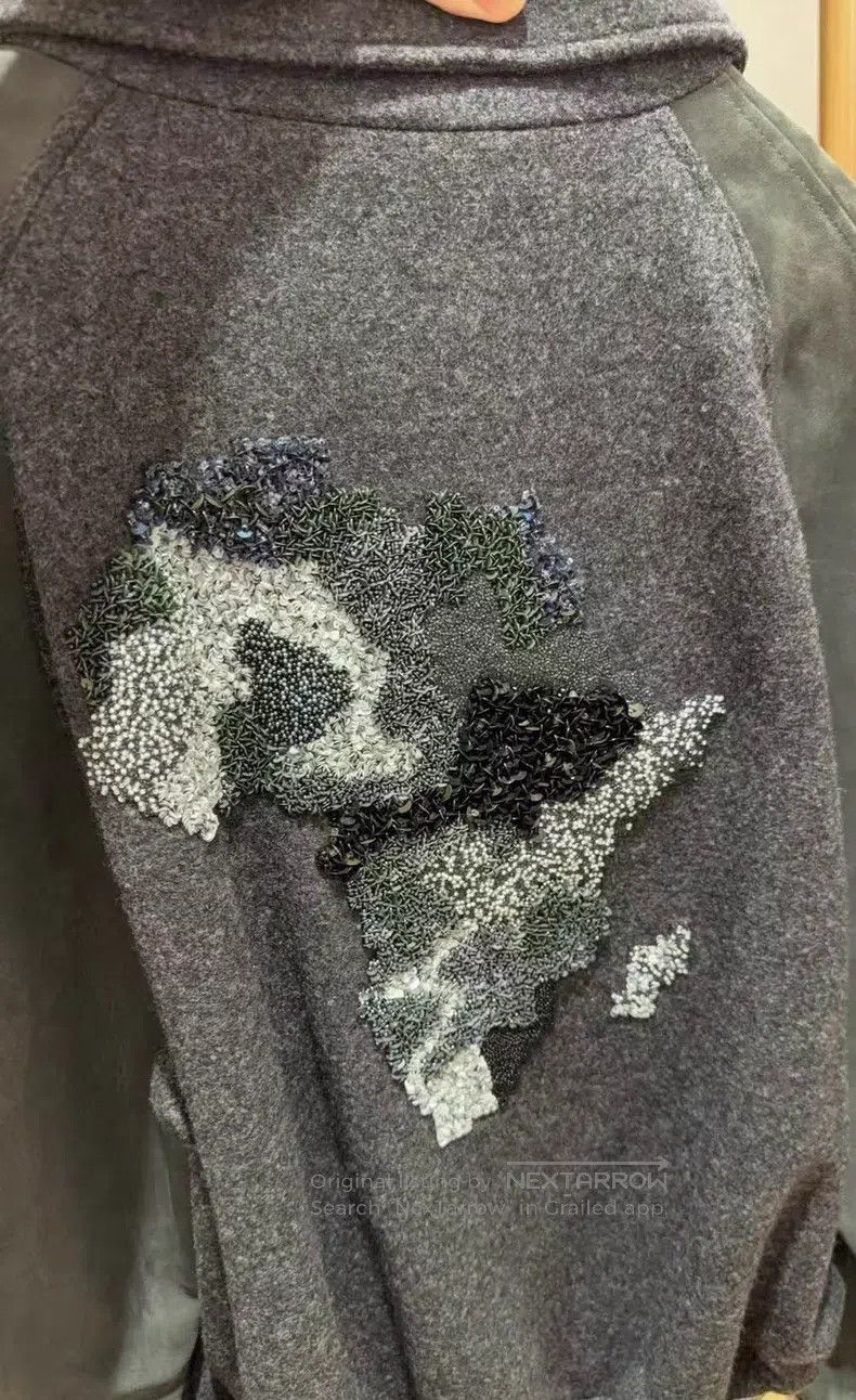 Louis Vuitton Louis Vuitton Map of Africa Beaded Leather Sleeve Baseball Size US S / EU 44-46 / 1 - 3 Thumbnail