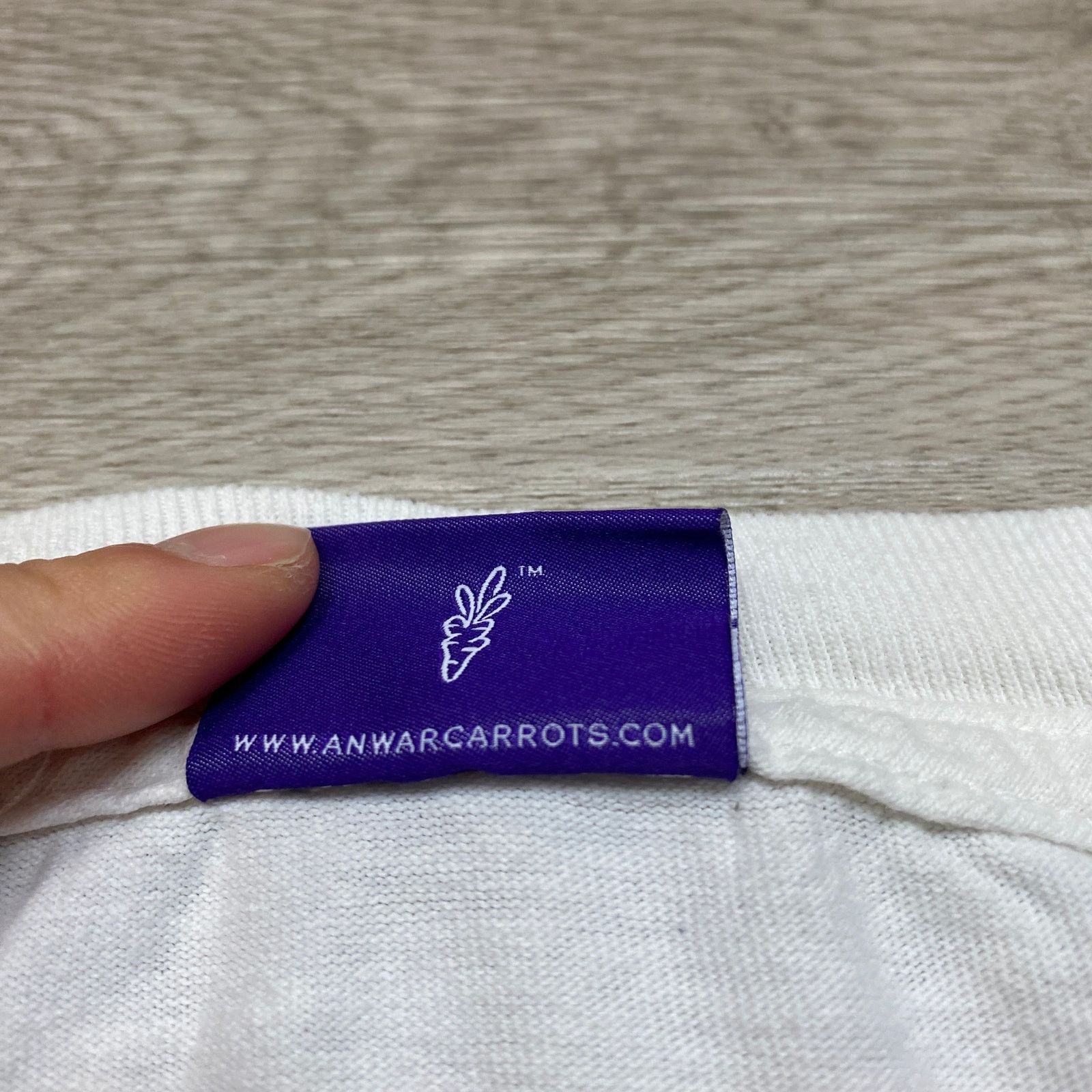 Carrots by Anwar Carrots Carrots by Anwar Carrots Multi Logo T Shirt Large Streetwear Size US L / EU 52-54 / 3 - 7 Thumbnail