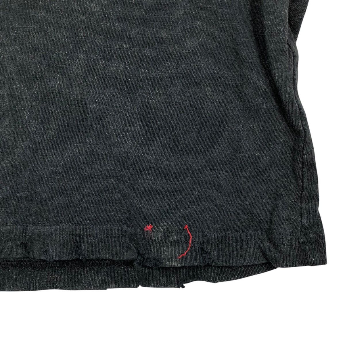 Japanese Brand Vintage Red Ear Filth Column Tribal Logo Skull T-Shirt Size US L / EU 52-54 / 3 - 5 Thumbnail