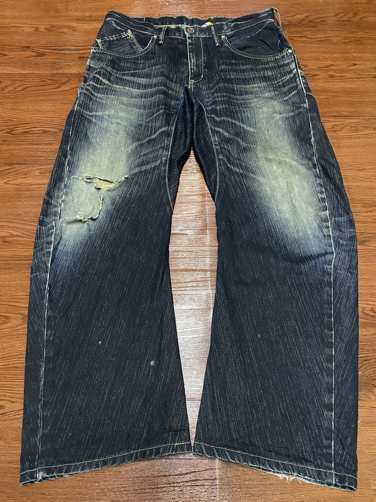 Edwin Japanese Brand Edwin XV Baggy Twisted Leg Distressed Jeans Size US 34 / EU 50 - 1 Thumbnail