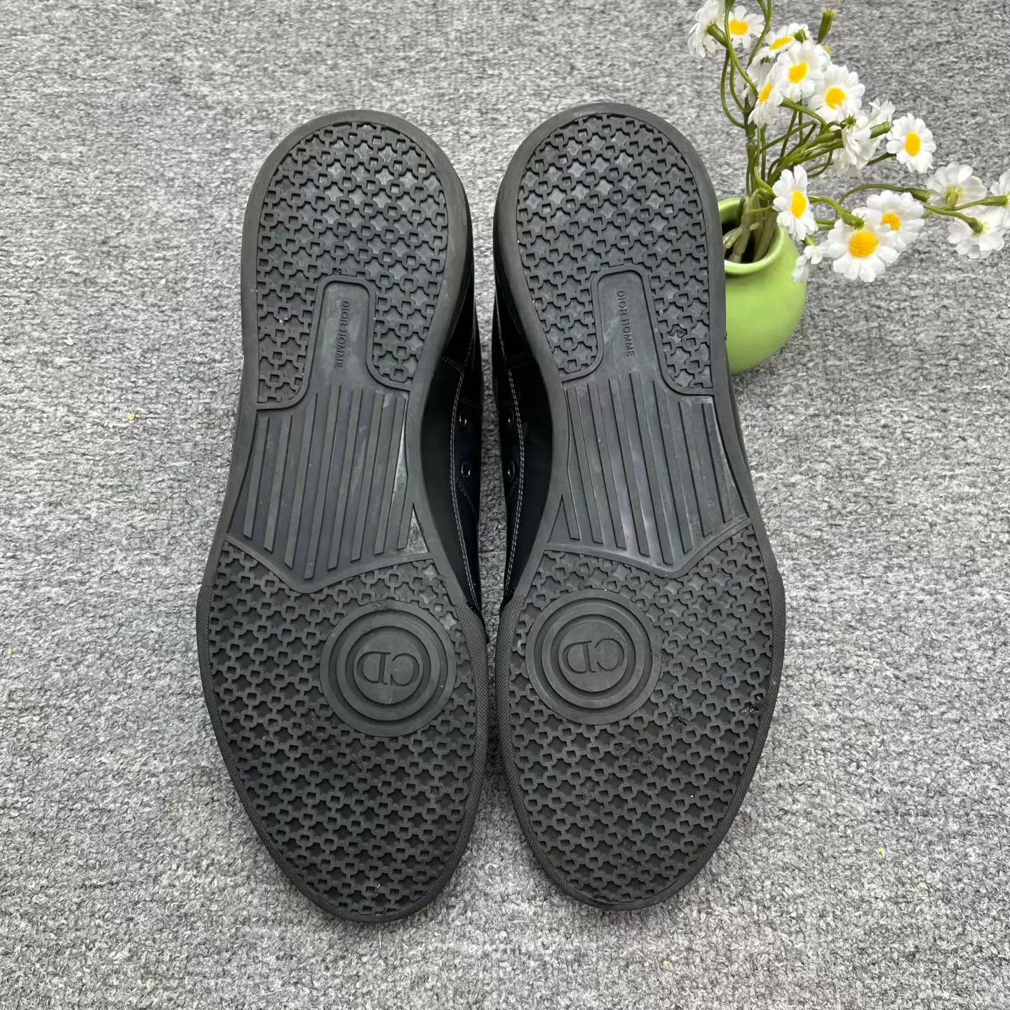 Dior Dior Black Low-Top Sneakers 41 Worn Once Size US 8 / EU 41 - 6 Thumbnail