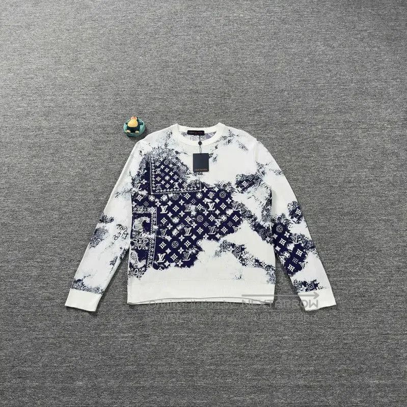 Louis Vuitton Louis Vuitton White Knit Long Sleeve Sweater . Size US L / EU 52-54 / 3 - 1 Thumbnail