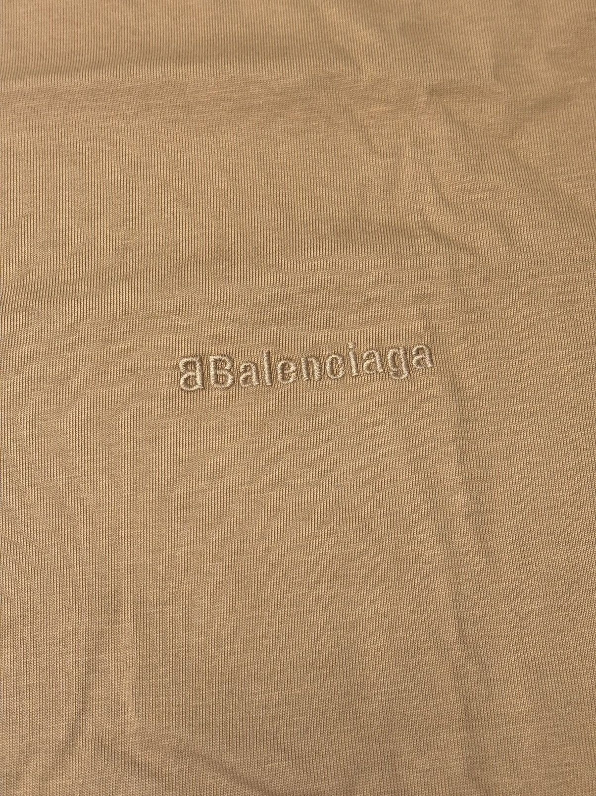 Balenciaga Embroidered Logo Tee Size US L / EU 52-54 / 3 - 3 Thumbnail