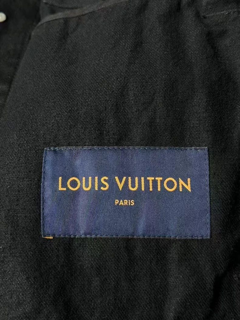Louis Vuitton Louis Vuitton Denim jacket with DNA instruction listing ja Size US M / EU 48-50 / 2 - 4 Thumbnail