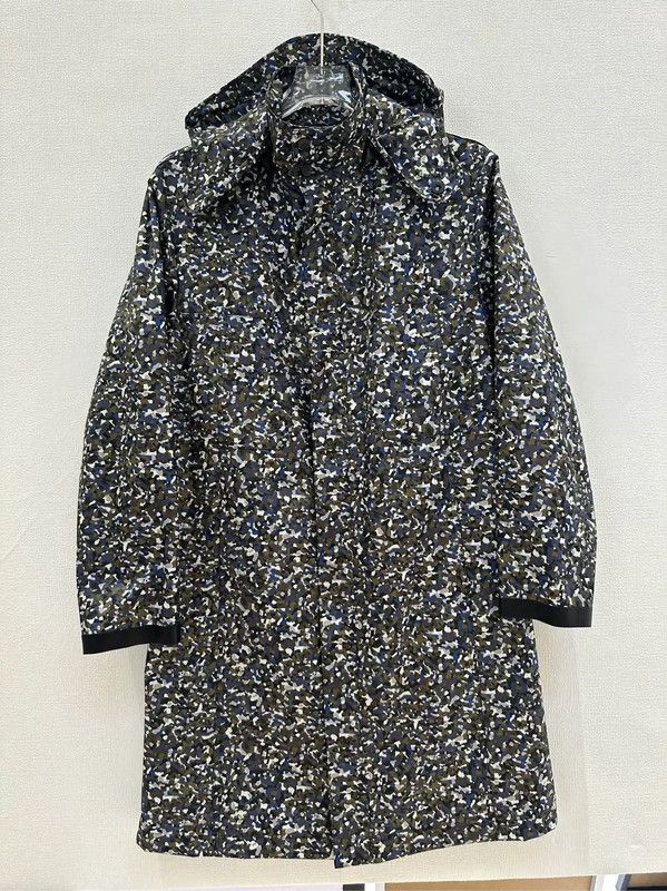 Fendi Fendi Camouflage Long Coat in Olive Green 0089 Size US L / EU 52-54 / 3 - 1 Thumbnail