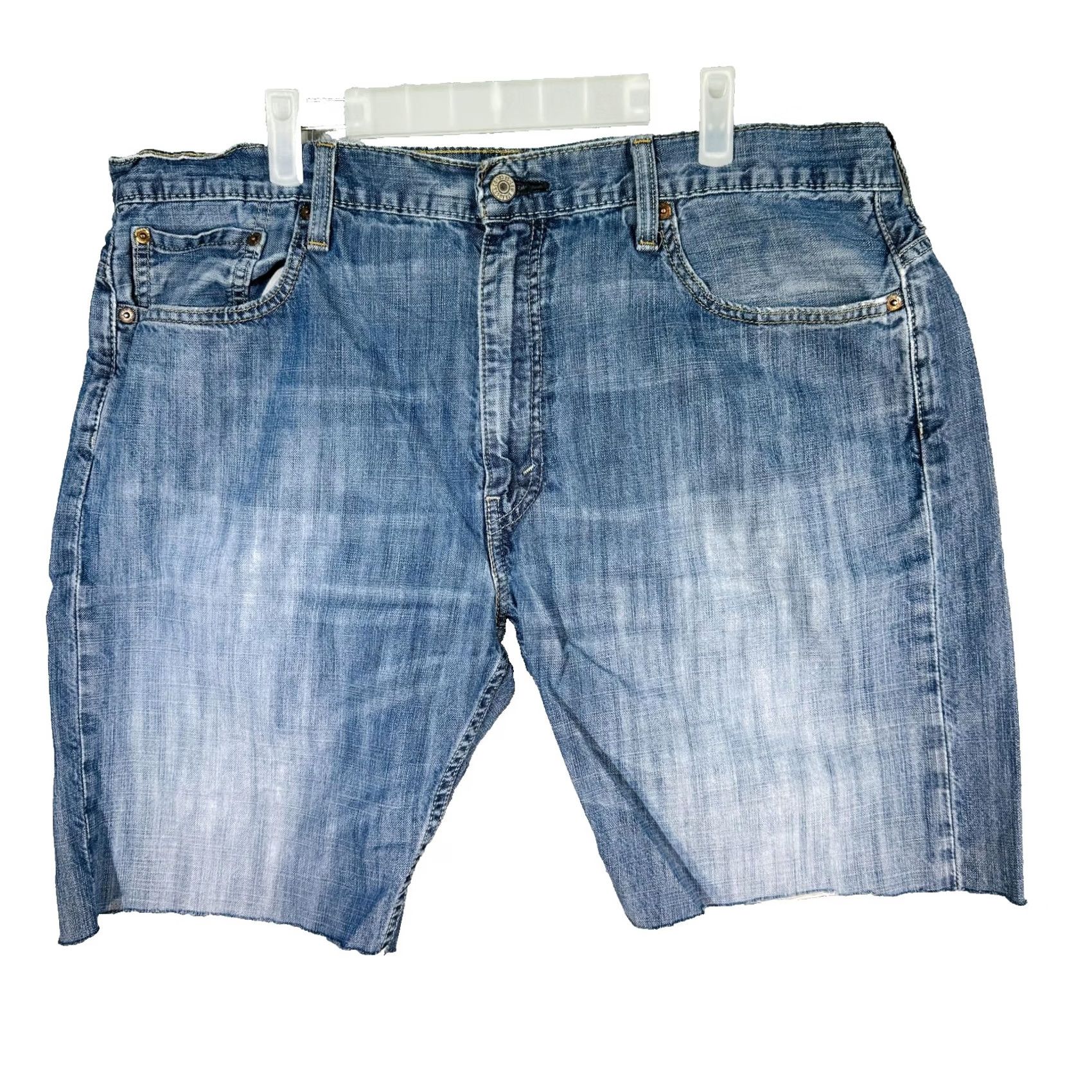 Levi's Levi's 569 Shorts 38 Blue Bermuda Distressed 5-Pocket Zip Fly Raw Hem Casual Mens VINTAGE? Size US 38 / EU 54 - 4 Thumbnail