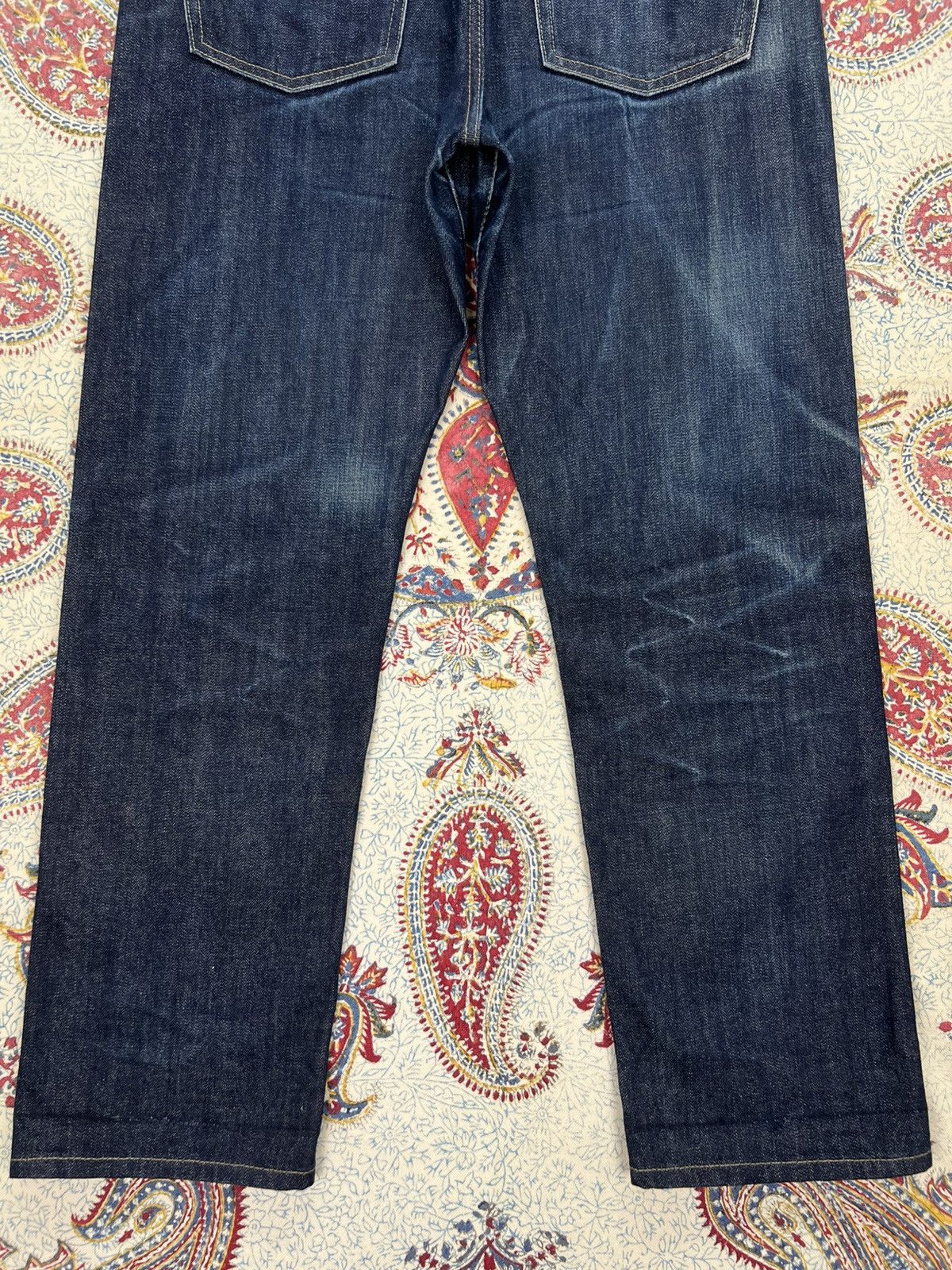 Uniqlo Uniqlo Dirty Distressed Selvedge Denim Size US 31 - 9 Thumbnail