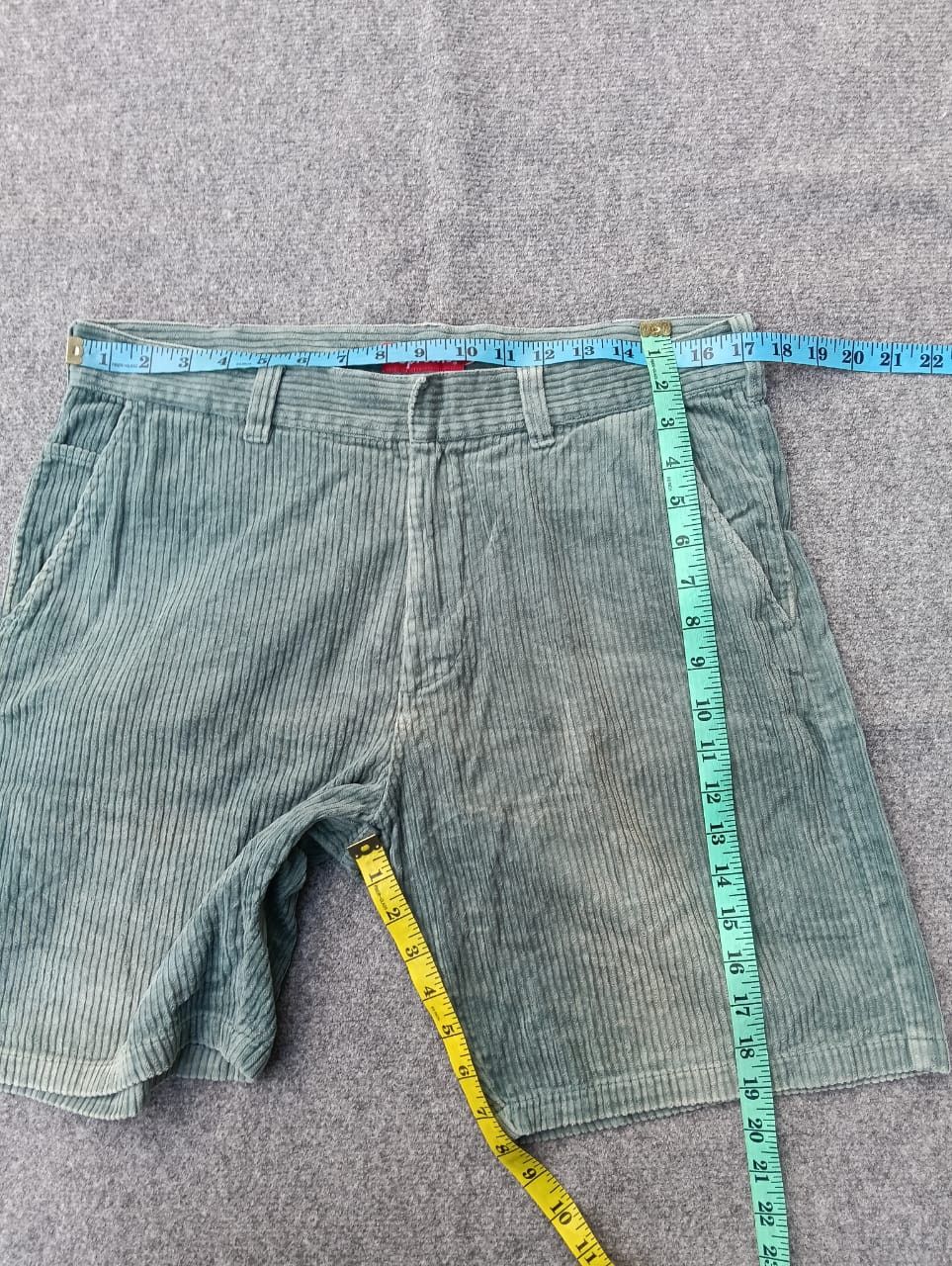 Supreme Supreme corduroy shorts. Size US 34 / EU 50 - 7 Thumbnail