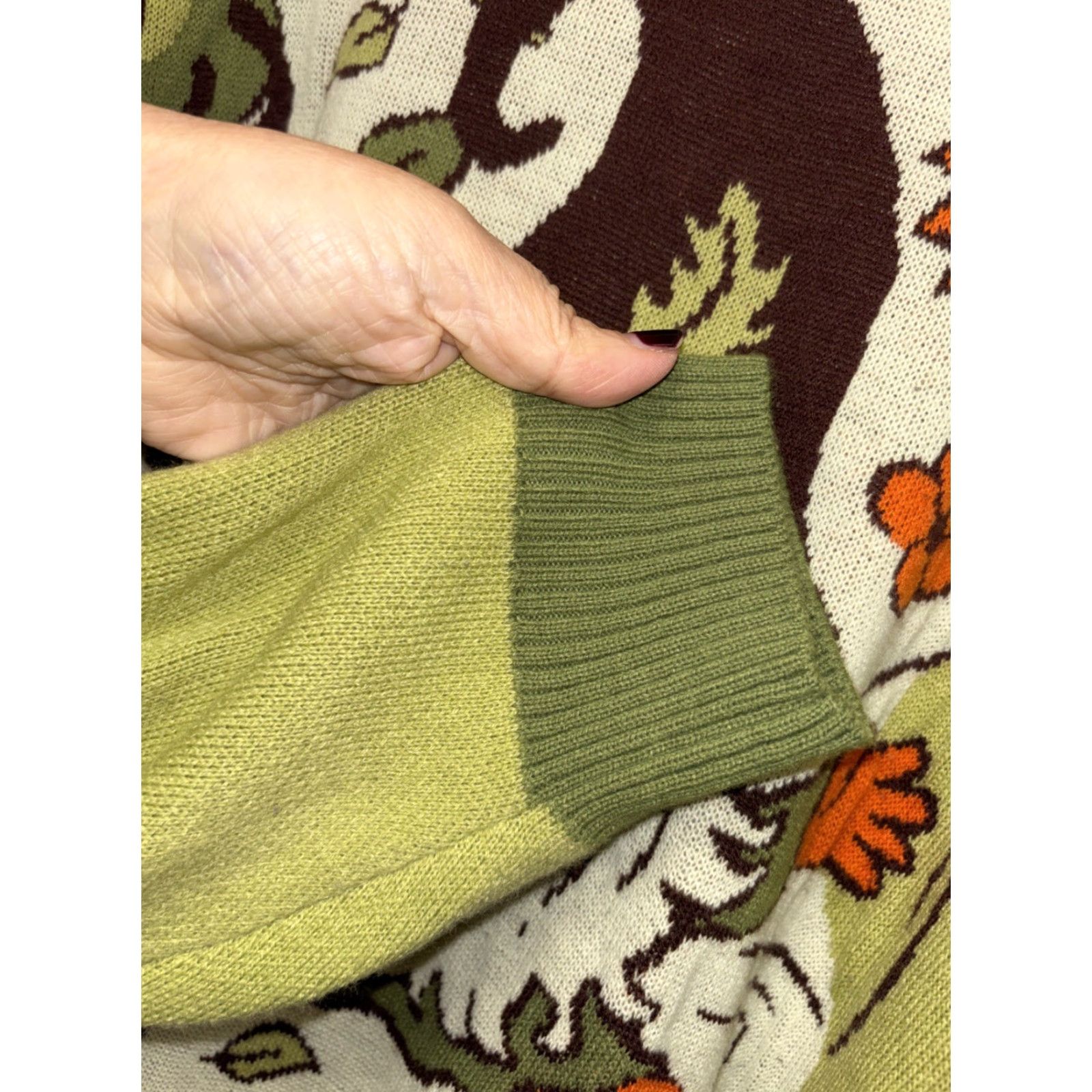 Sunflower Earthbound Gnome Flowers Sunflowers Long Sleeve Knit Sweater Green M Pullover Size M / US 6-8 / IT 42-44 - 4 Thumbnail