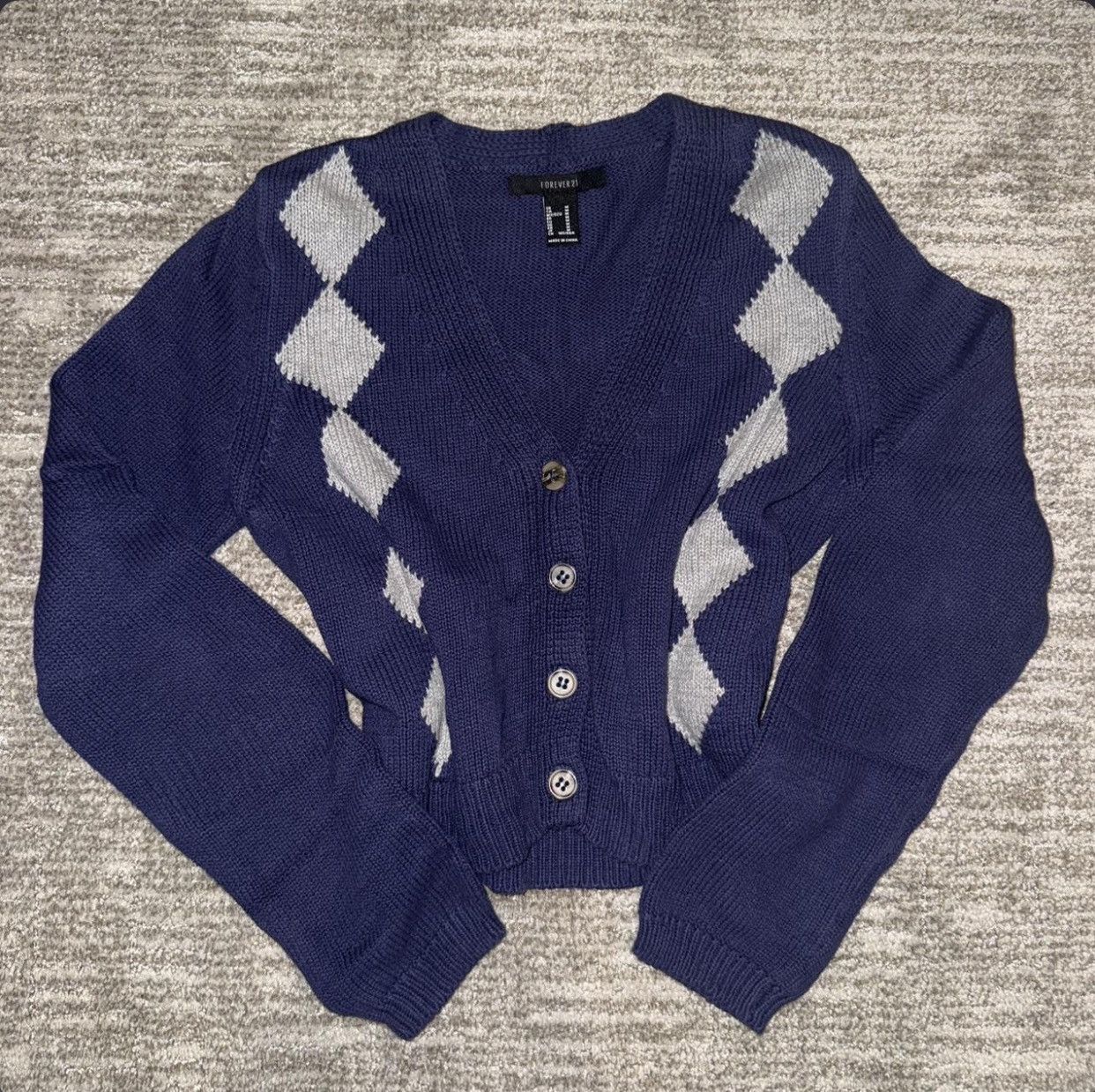 Forever 21 forever 21 cardigan sweater Size M / US 6-8 / IT 42-44 - 1 Thumbnail