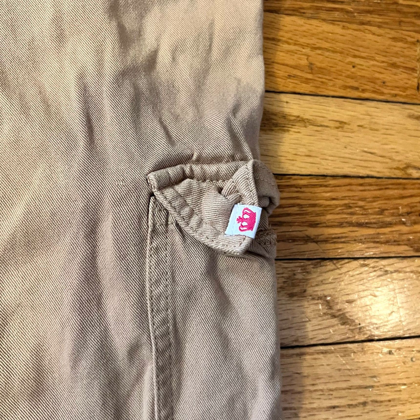 Juicy Couture Juicy Couture Pants Womens Small Beige Tan Jogger Cargo Ankle S Regular Cream Women Size 28" / US 6 / IT 42 - 2 Thumbnail