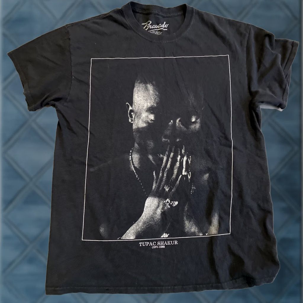 Bravado Bravado T-Shirt Men Short Sleeve Crew Neck Black Medium Praying Hands TUPAC Graphic Tee SICK FADE Size US M / EU 48-50 / 2 - 1 Thumbnail