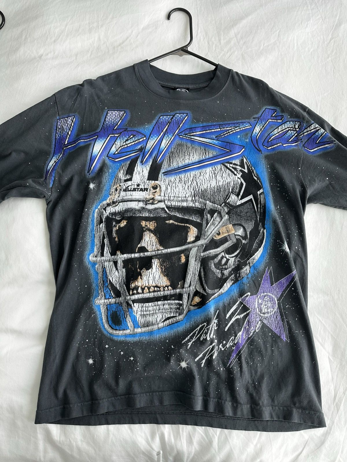 image of Hellstar Dallas Cowboys Helmet Football Tee in Grey, Men's (Size Large)