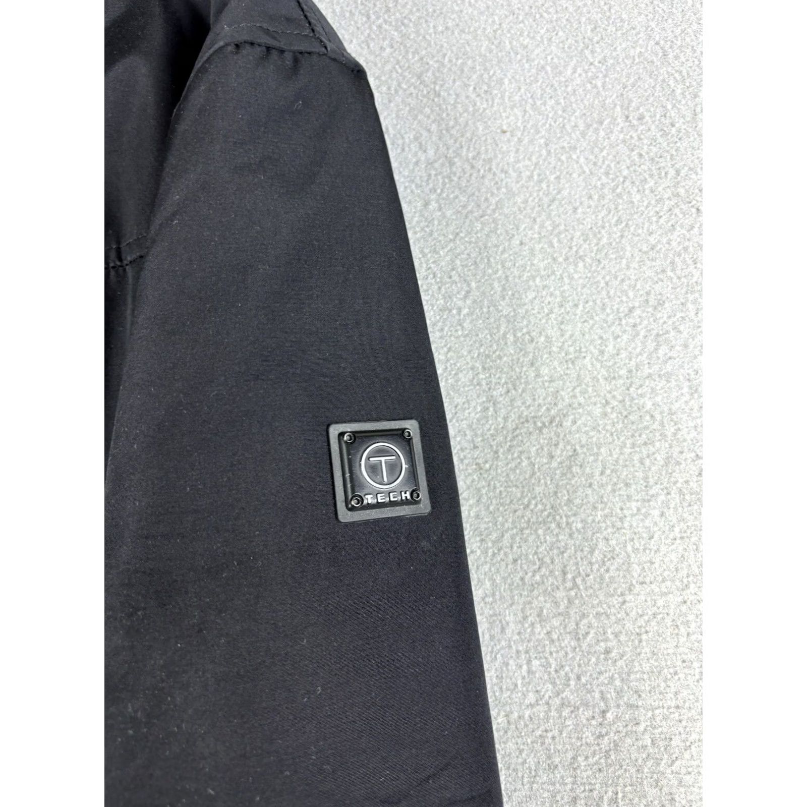 Tumi TUMI Tech Jacket Mens S Black Soft Shell Zip Up Hidden Hood Travel Casual Regular Jacket Size US S / EU 44-46 / 1 - 6 Thumbnail
