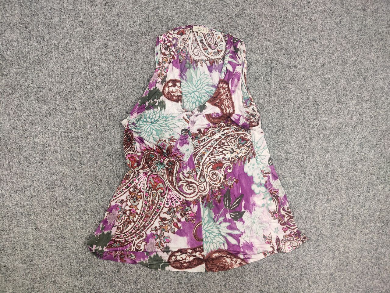 Etro Etro Milano Design Floral Art tops blouses Sleeveless Size L / US 10 / IT 46 - 8 Thumbnail