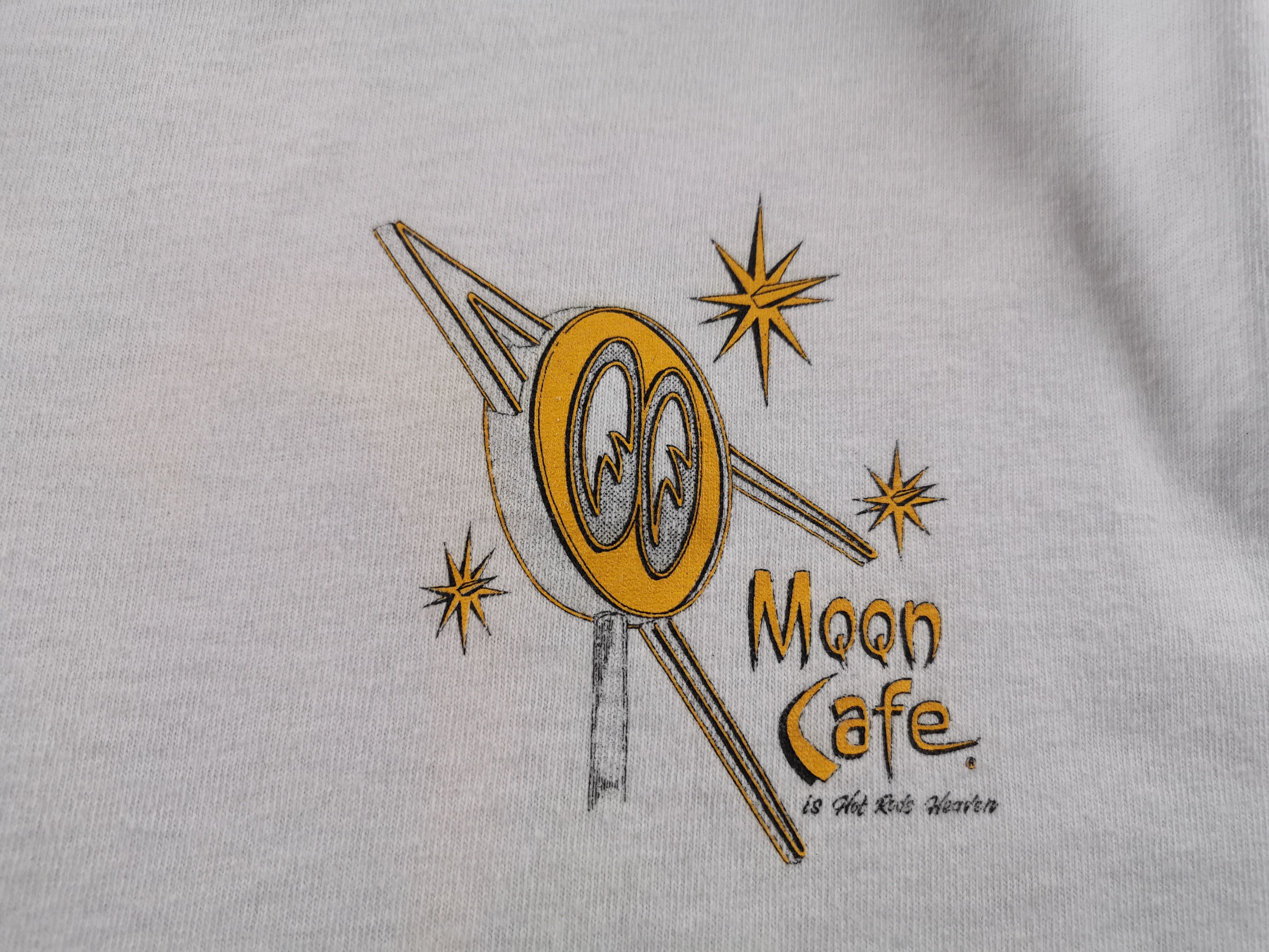 Fruit Of The Loom Vintage 90s Moon Cafe by Fruit Of The Loom Tee Made In USA Size US M / EU 48-50 / 2 - 4 Thumbnail