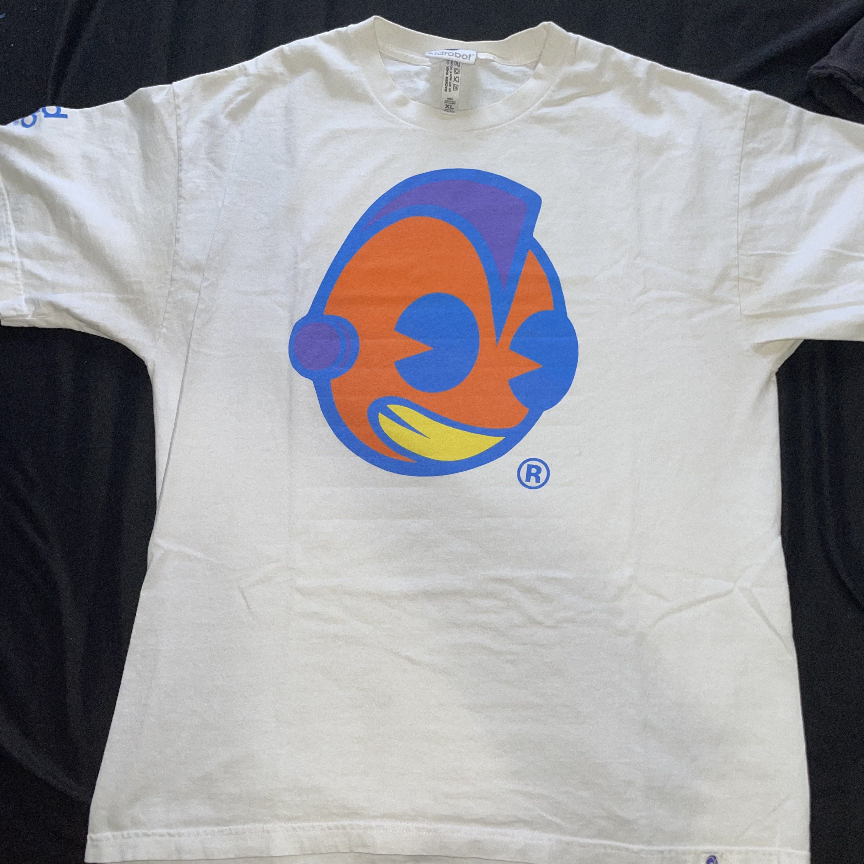 image of Kid Robot Vintage Screen Print Tee in White (Size XL)