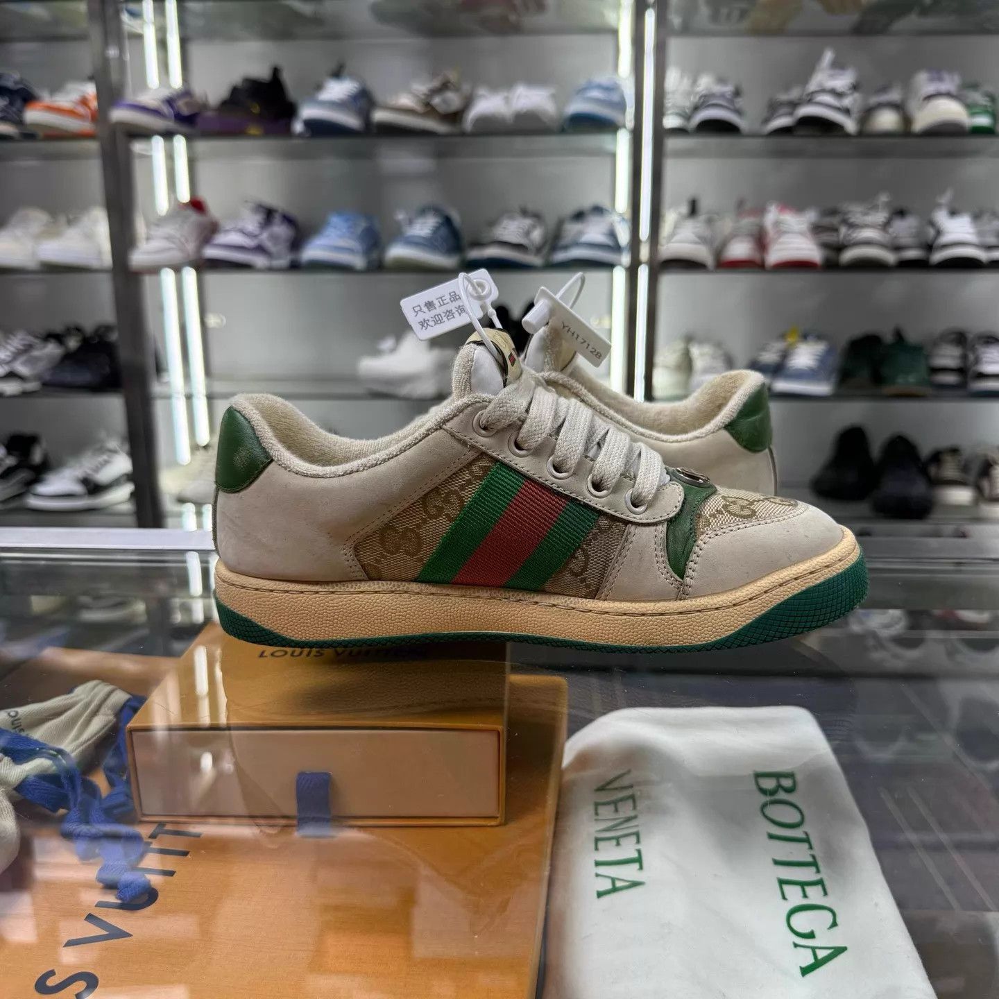 Gucci Gucci Disrupted Leather Sneakers Women's 34.5 Size US 4 / IT 34 - 4 Thumbnail