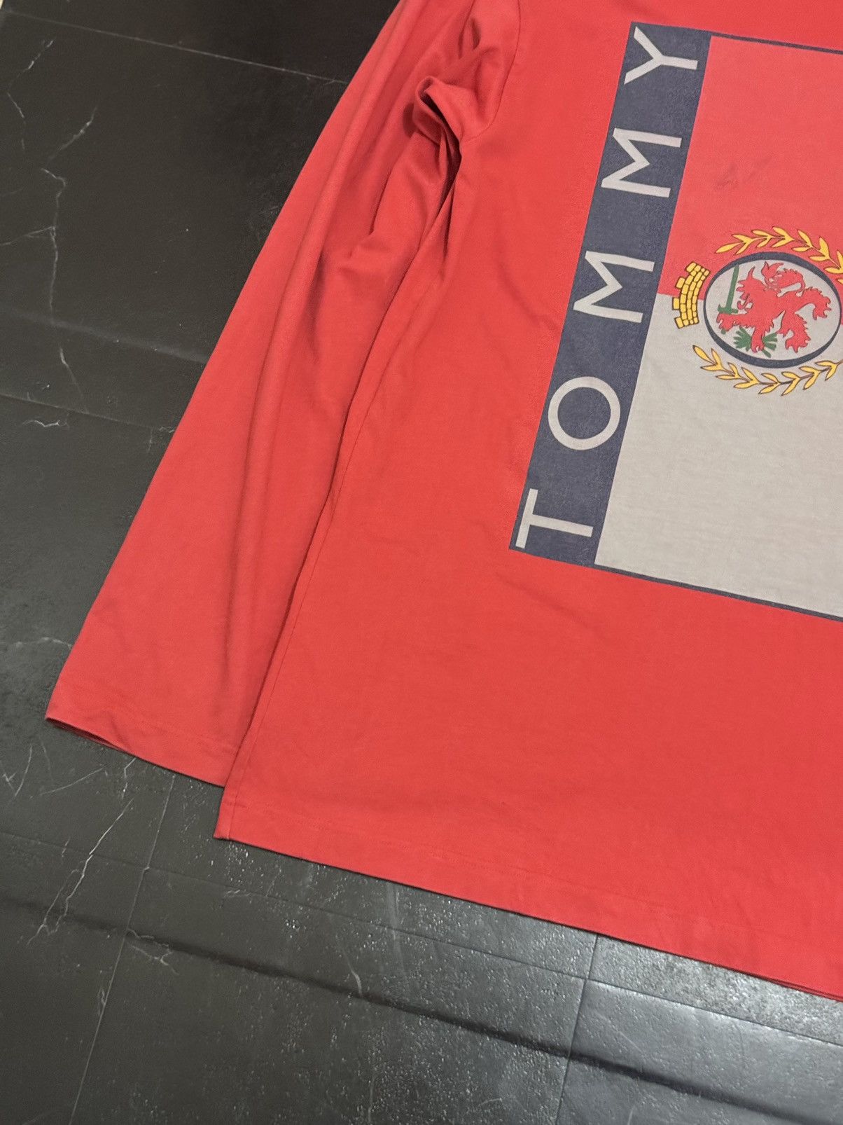 Vetements Vetements x Tommy Hilfiger Long Sleeve Red Size US XS / EU 42 / 0 - 5 Thumbnail