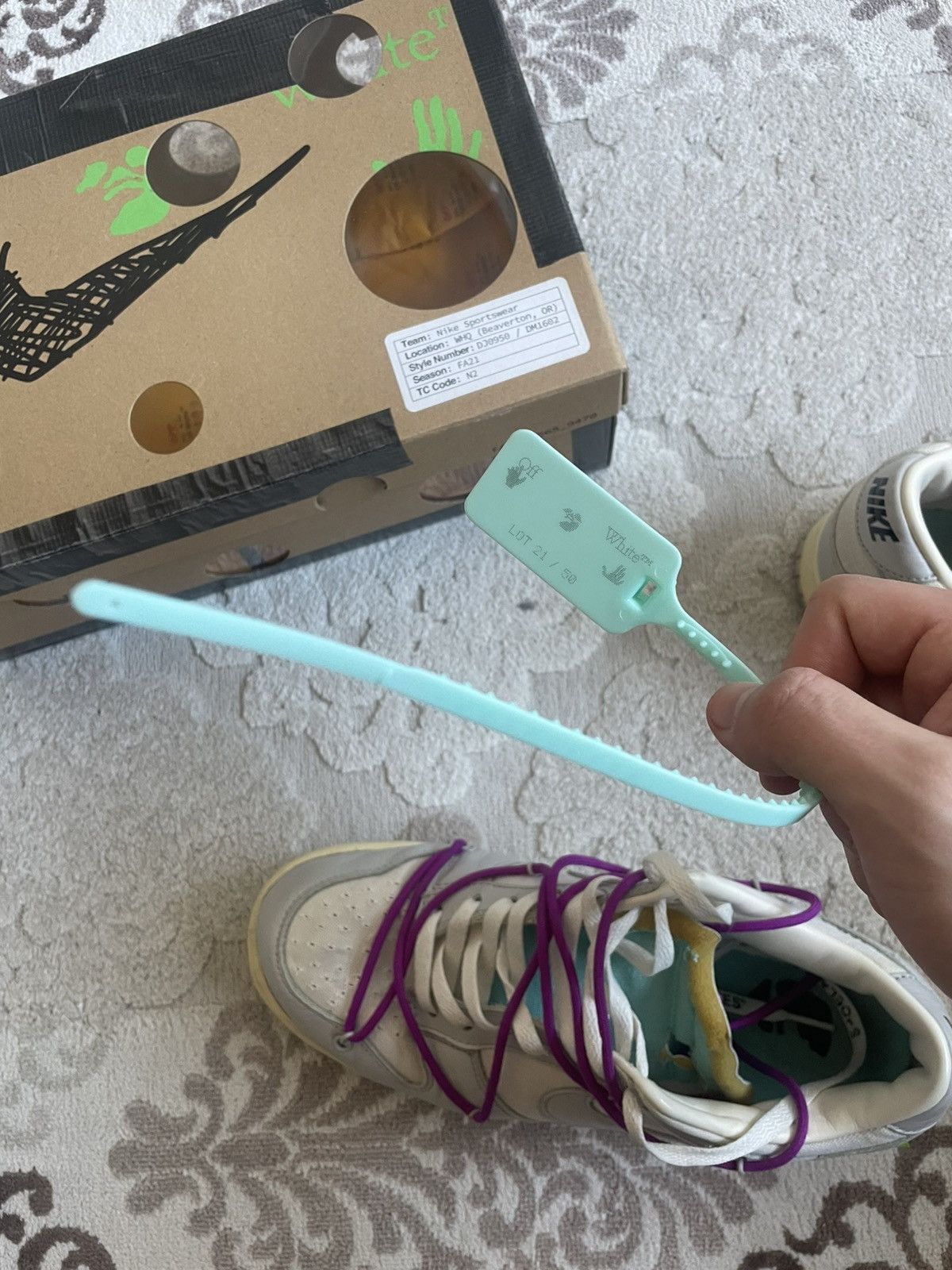 Nike × Off-White Dunk low x Off White LOT21 9us Size US 9 / EU 42 - 15 Thumbnail