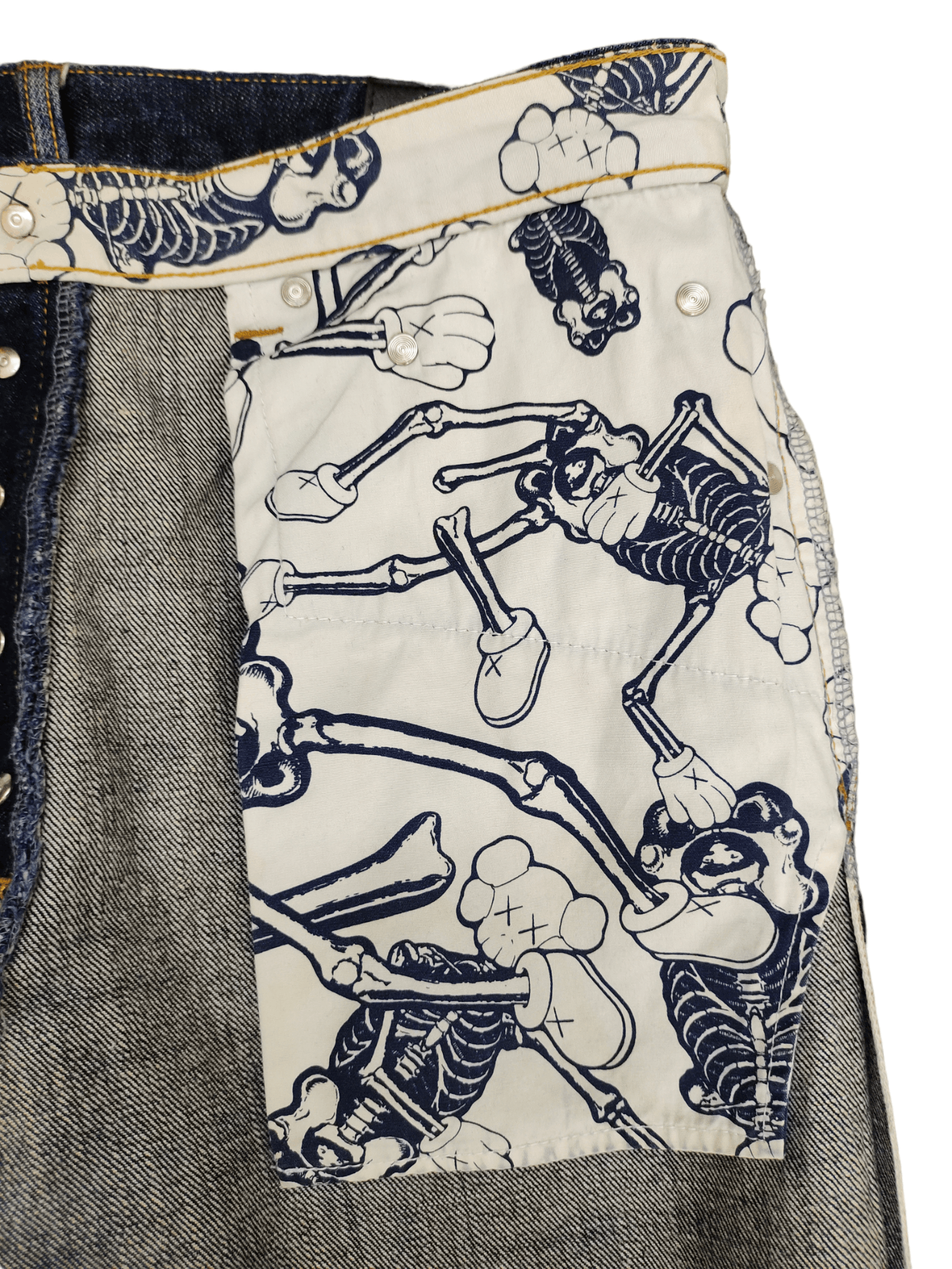 Kaws × Medicom Toy × Original Fake Original Fake X Kaws Selvedge Distressed Hem Denim Jeans Size US 33 - 20 Thumbnail