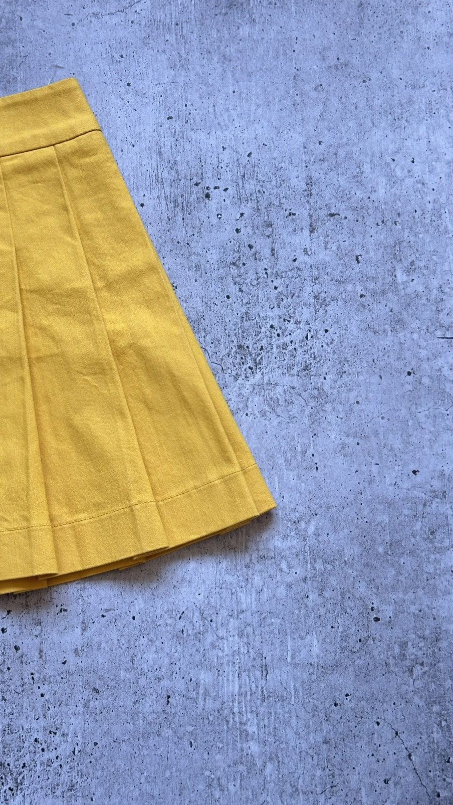 Moncler Women's Moncler Gonna A Portafoglio Yellow Mini Skirt Size 30" / US 8 / IT 44 - 2 Thumbnail