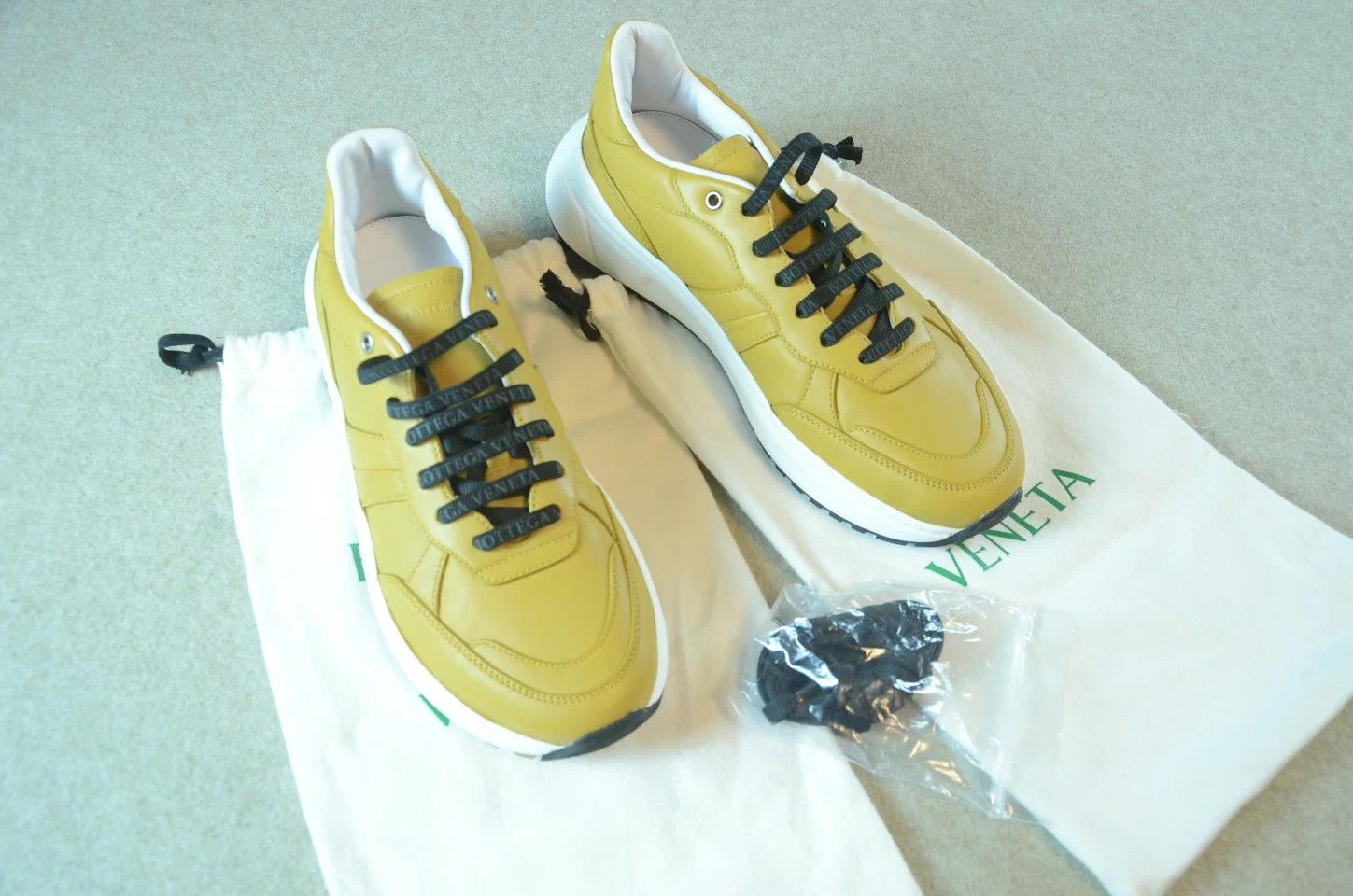 Bottega Veneta Bottega Veneta Yellow & Black Dad Sneakers 42 Size US 9 / EU 42 - 1 Thumbnail