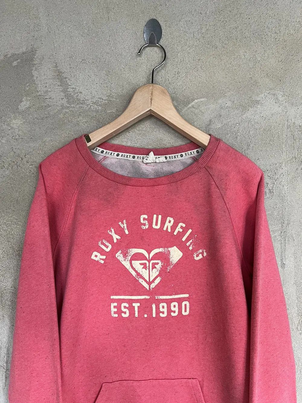 Vintage Vintage Roxy Surfing Spell Out Sweatshirt Size M / US 6-8 / IT 42-44 - 3 Thumbnail