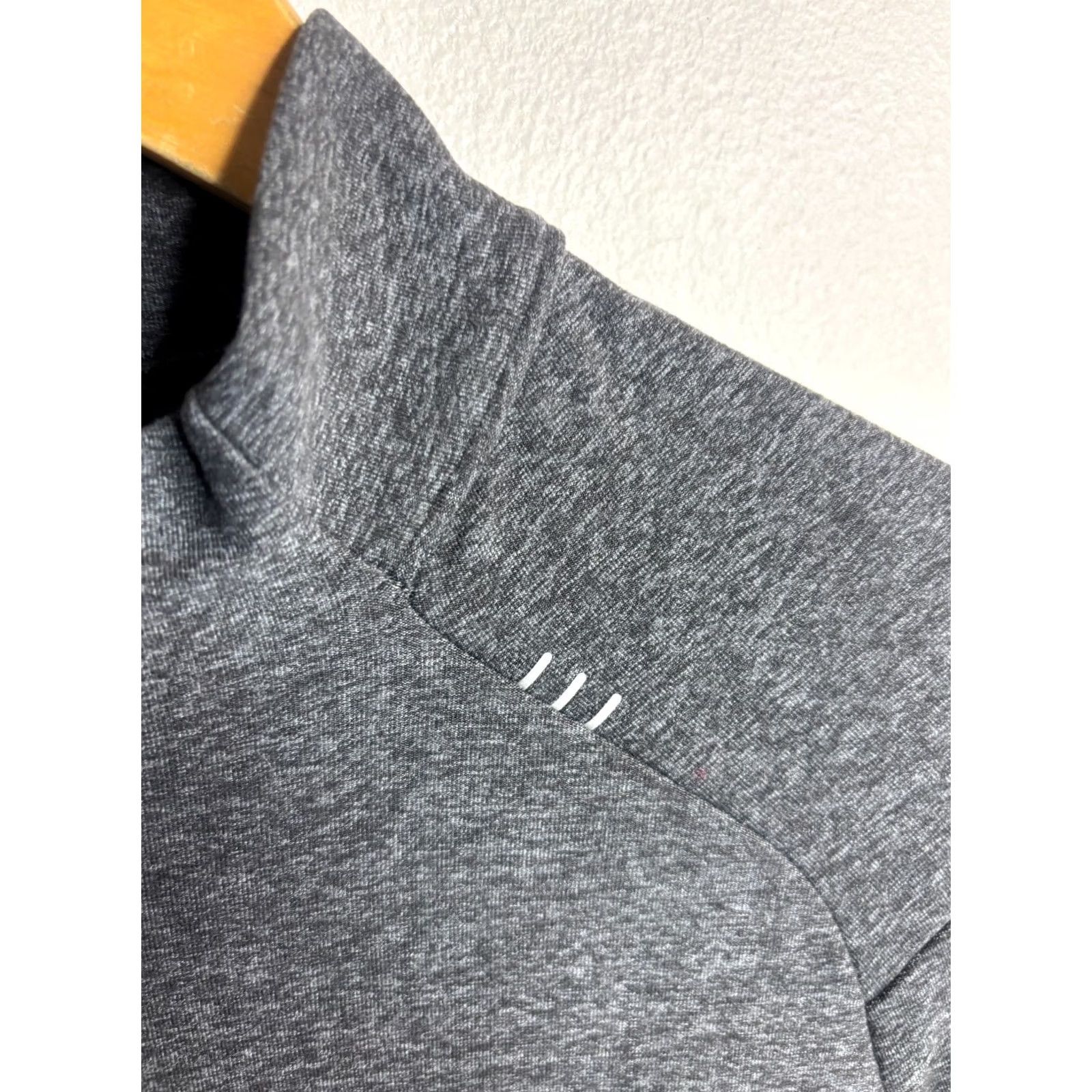 Lululemon Lululemon Jacket Mens Medium Navy Blue Metal Vent 1/4 Quarter Zip Pullover Gym Size US M / EU 48-50 / 2 - 2 Thumbnail